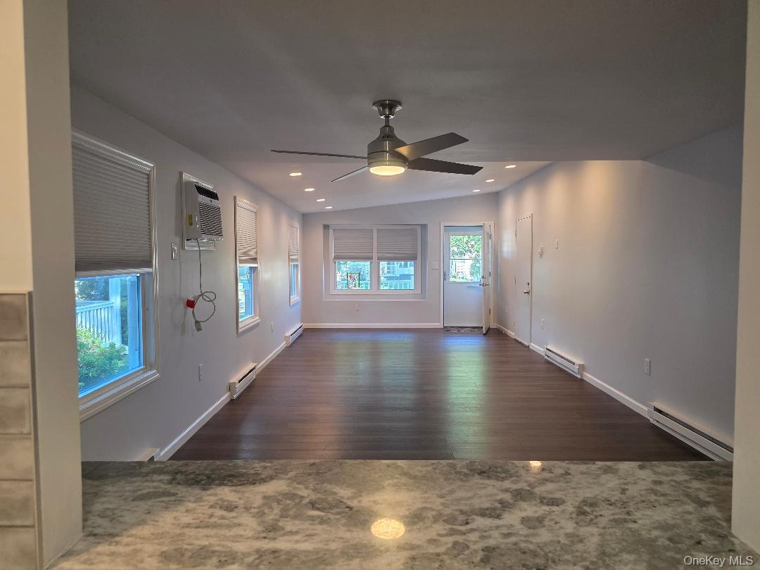 201 Village Circle W – For Sale photo 5