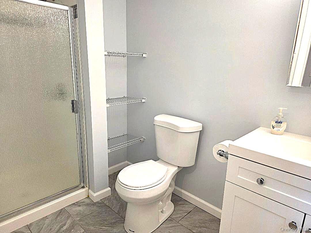 201 Village Circle W – For Sale photo 14