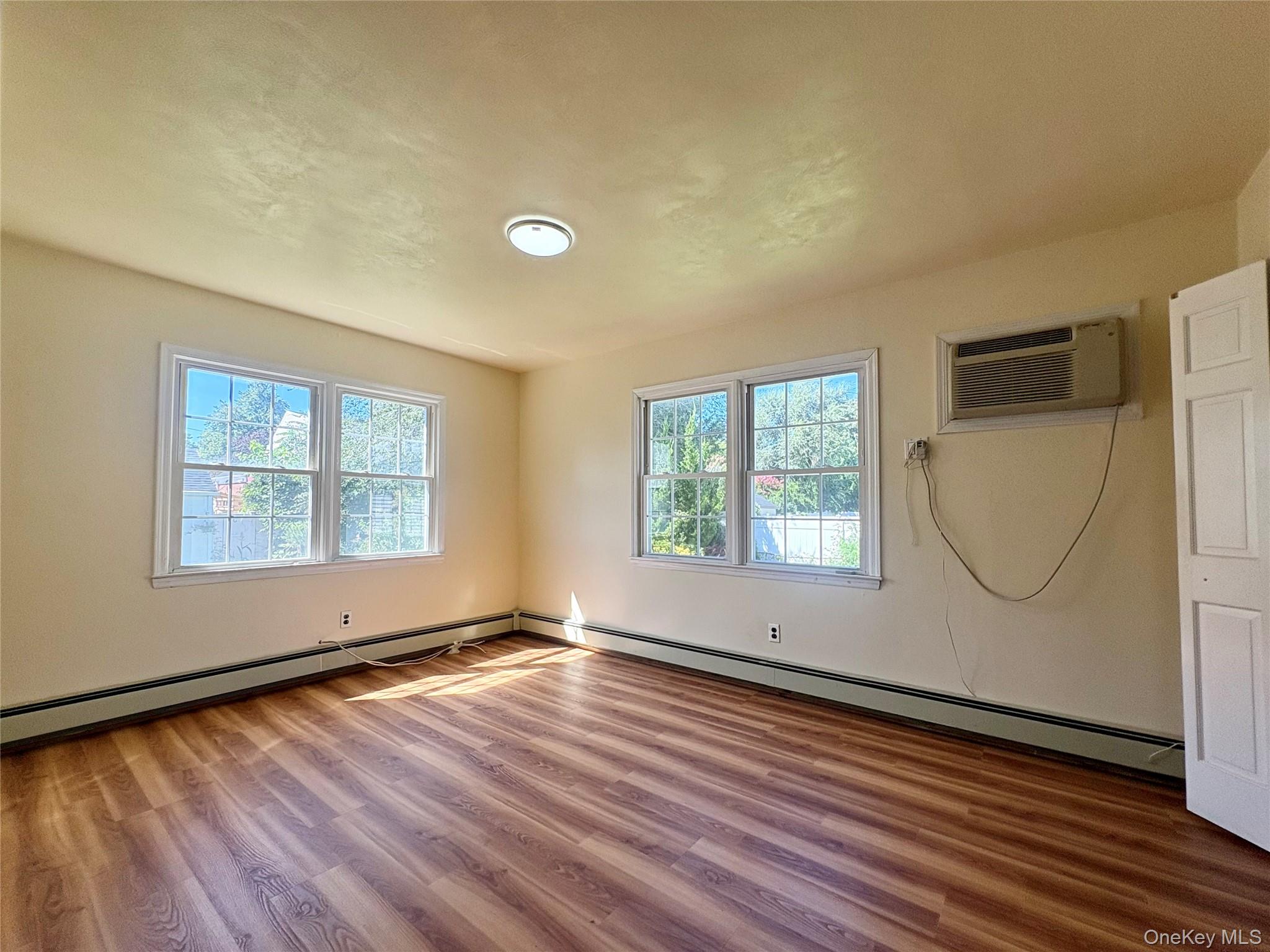 77 Hendrickson Avenue – For Rent photo 9