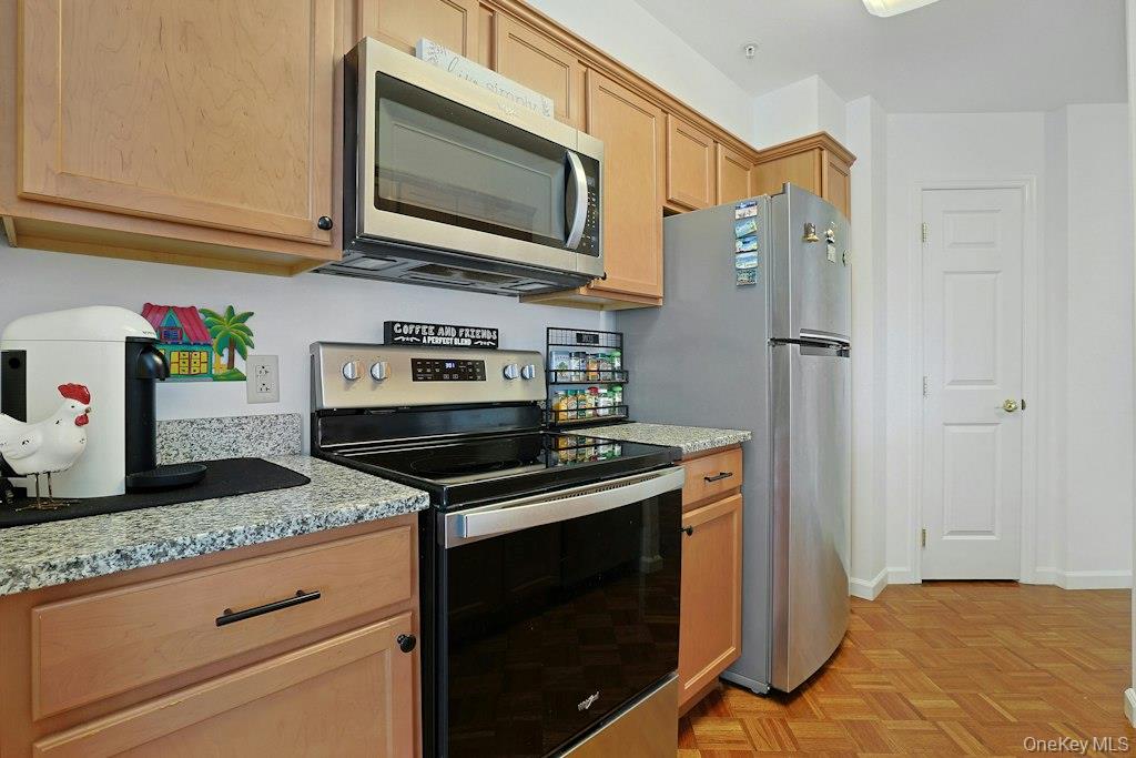 207 Sutton Drive, Unit 207 photo 13