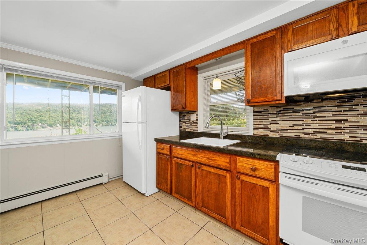 14 Hemlock Hill – For Rent photo 17