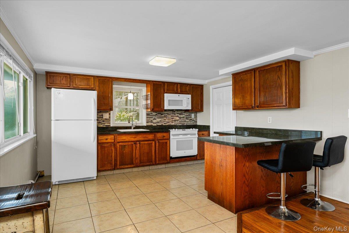 14 Hemlock Hill – For Rent photo 11
