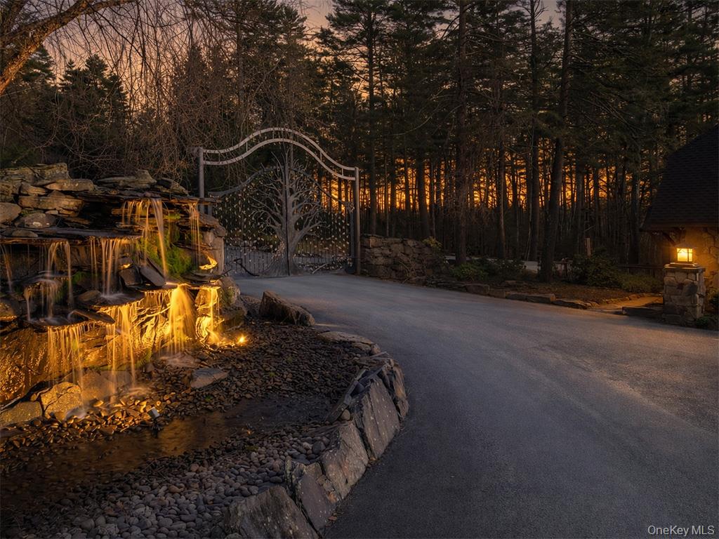 Chapin Trail – For Sale photo 5