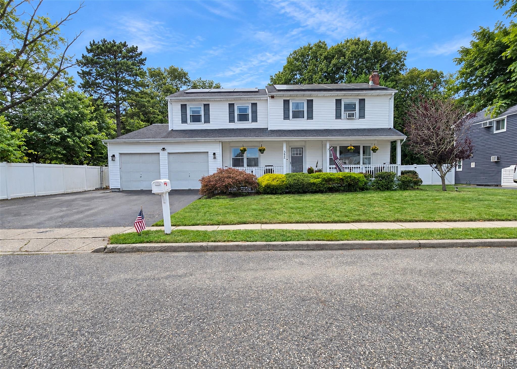 362 Singingwood Drive – For Sale