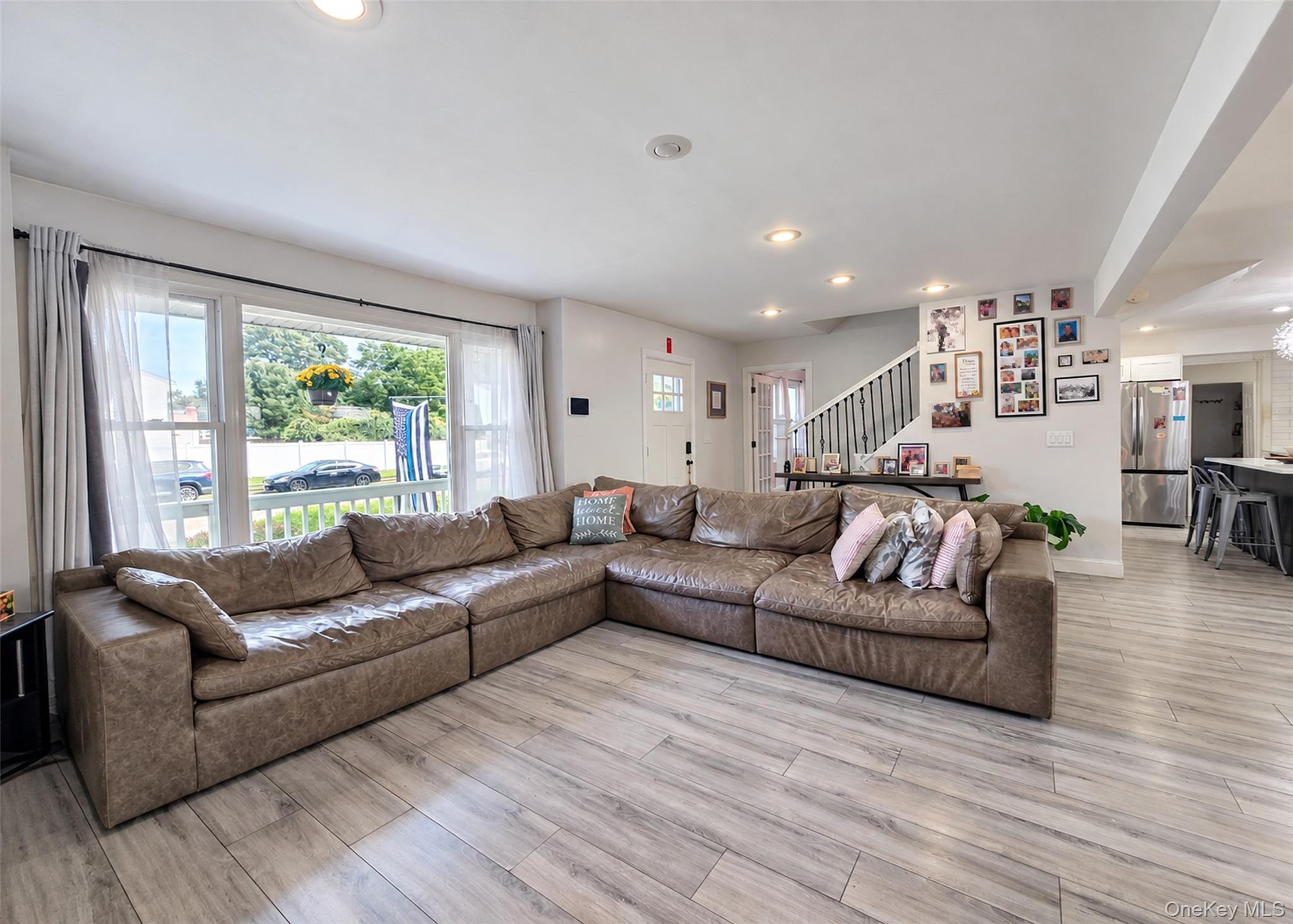 362 Singingwood Drive – For Sale photo 9