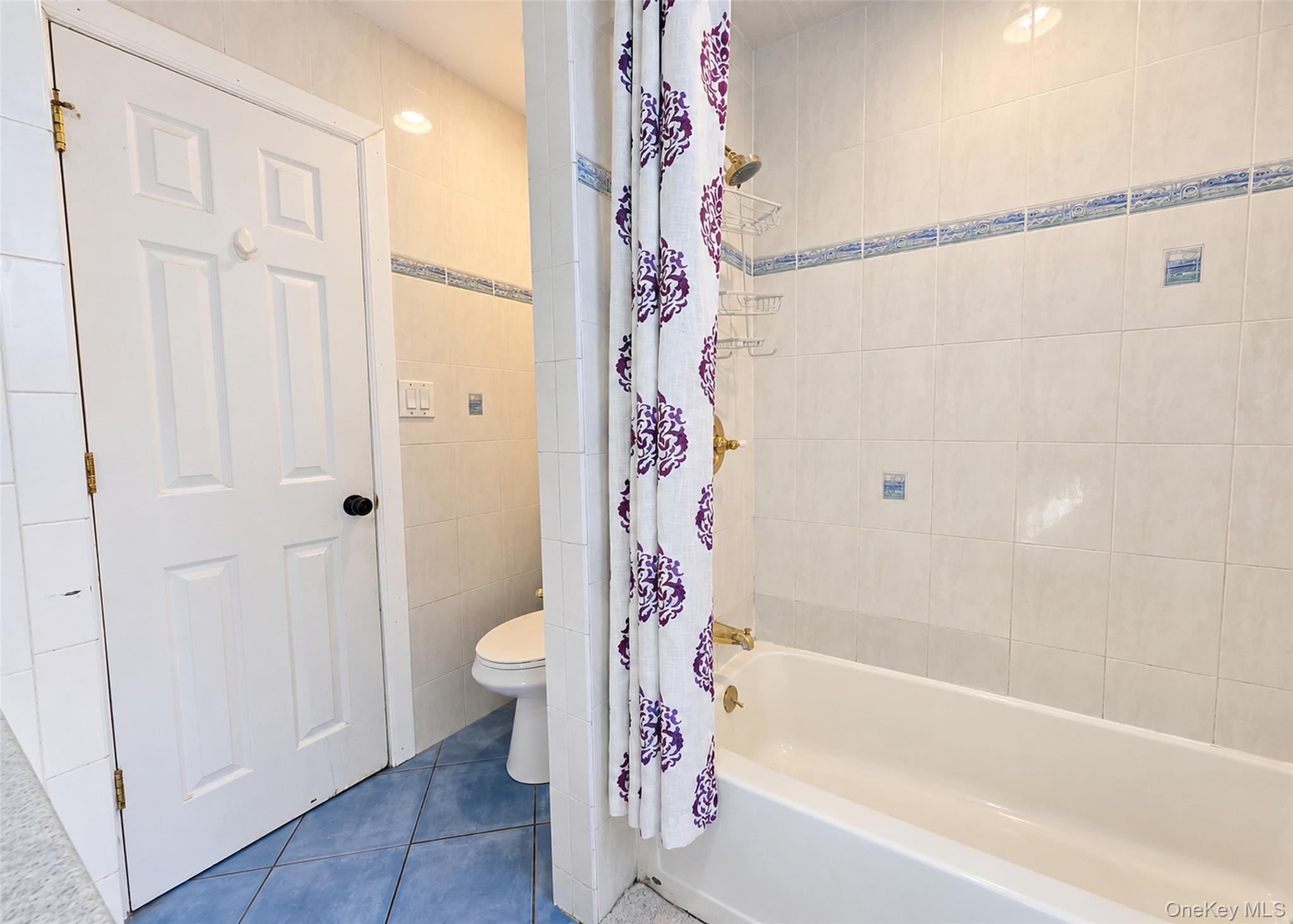 362 Singingwood Drive – For Sale photo 17