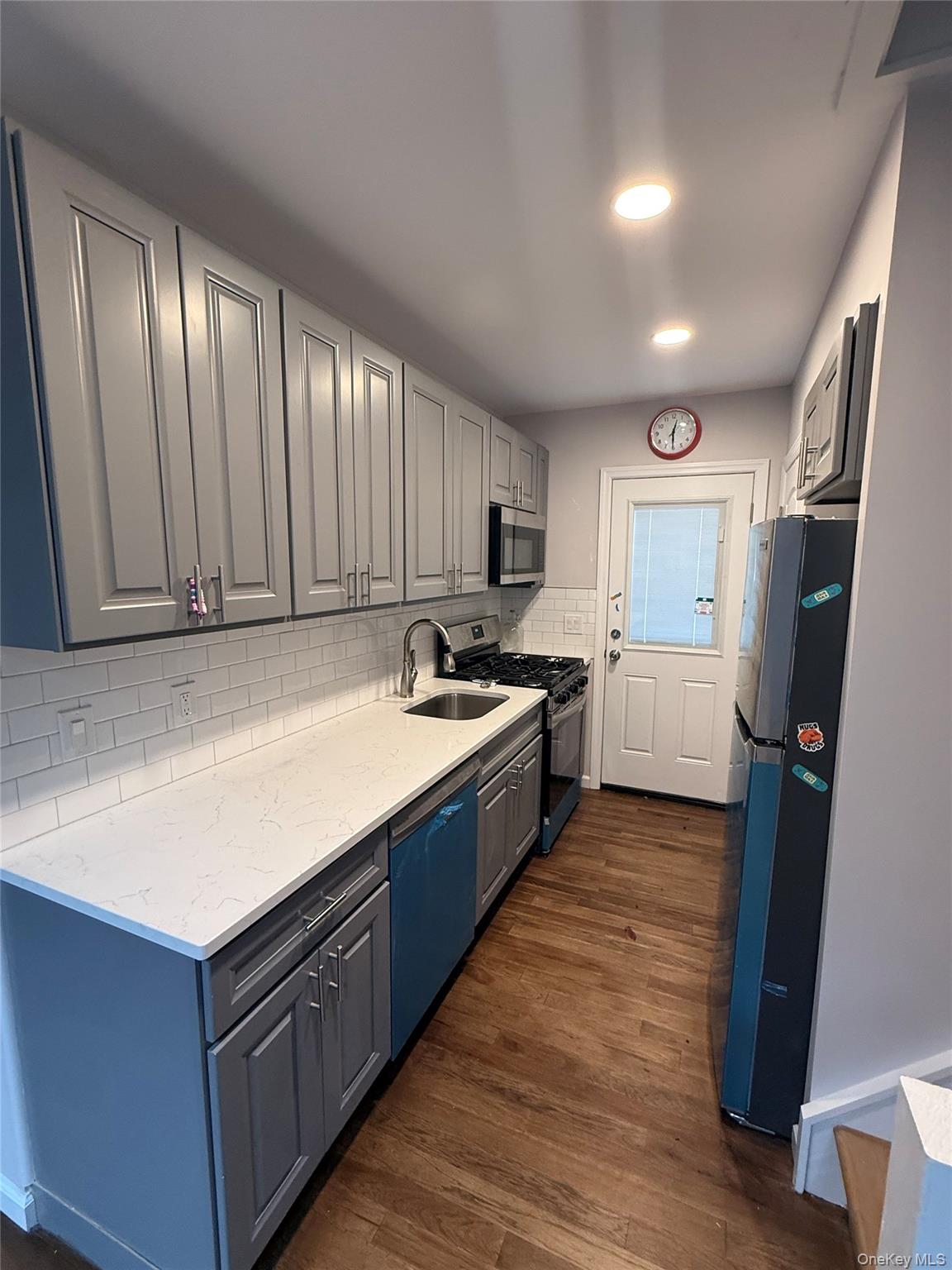 18 Grand Street – For Sale photo 4