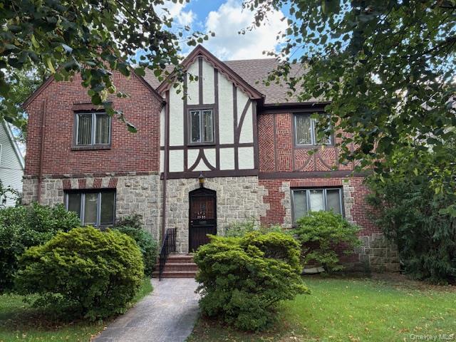 3533 171st Street – For Sale