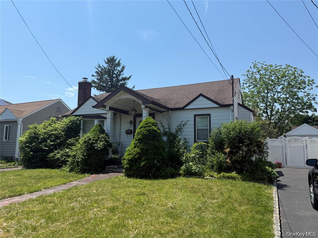 218 Park Avenue – For Sale