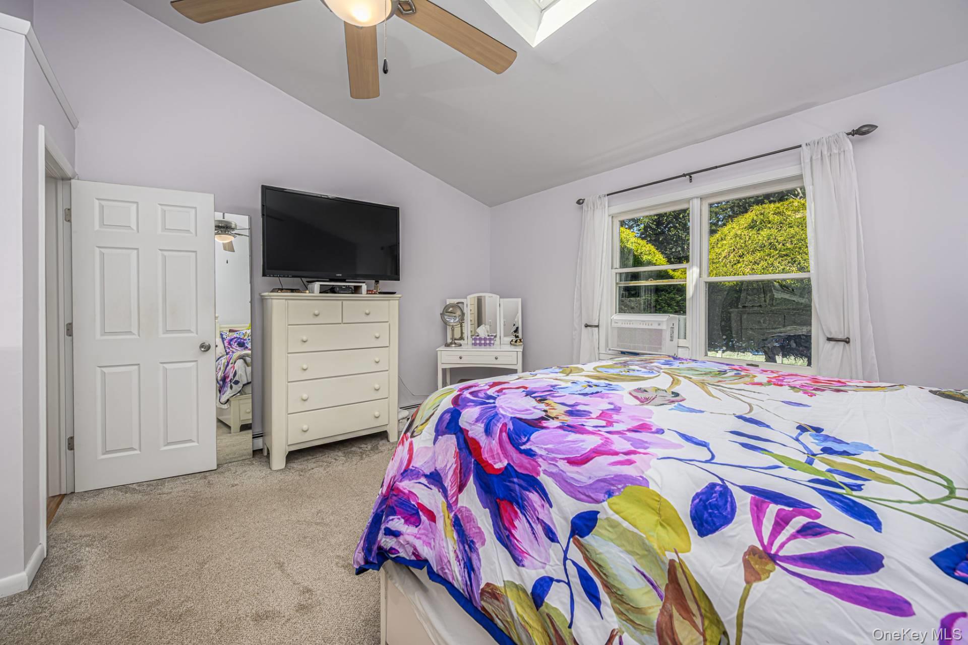 4 Rainbow Lane – For Sale photo 11