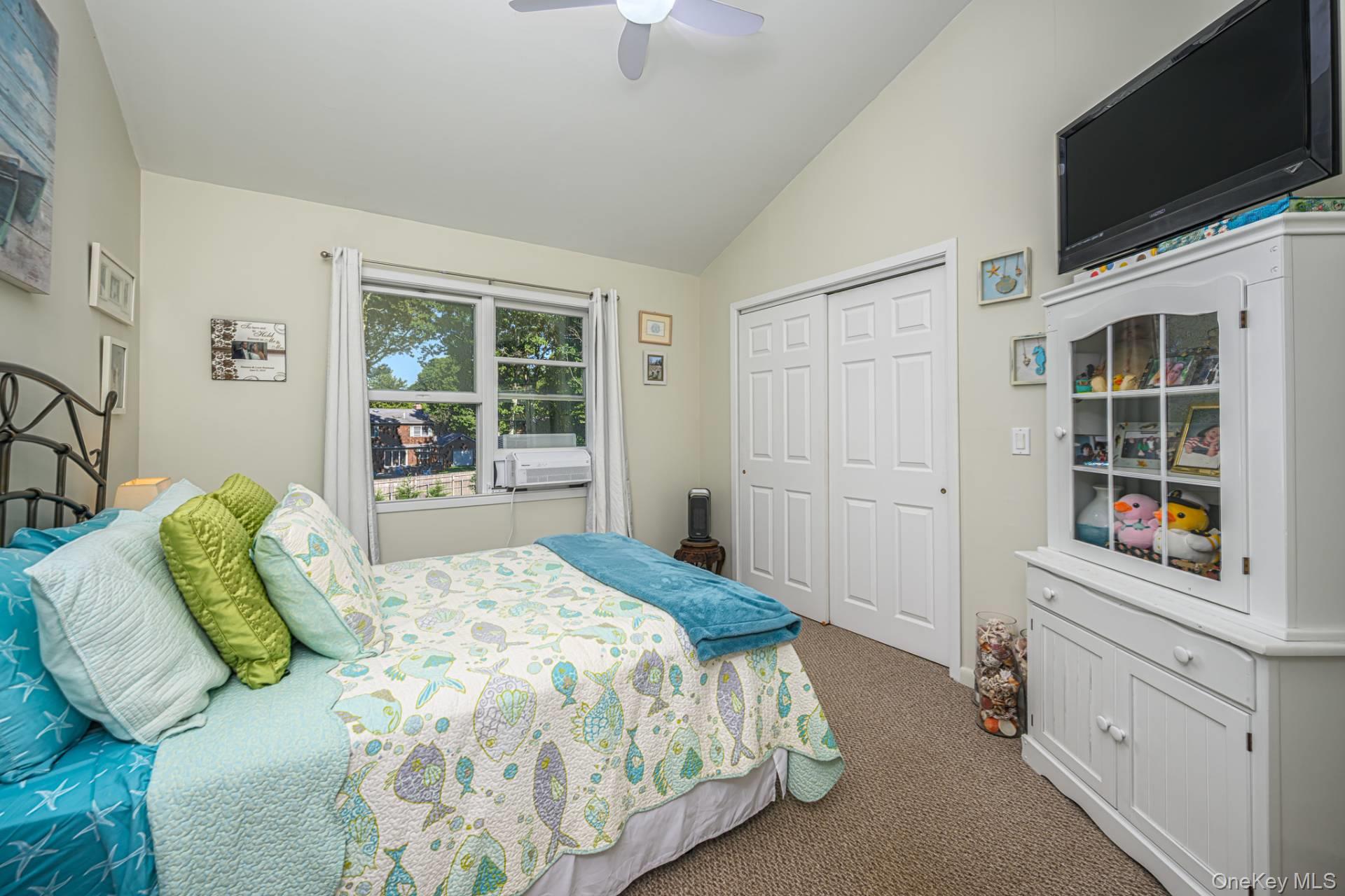 4 Rainbow Lane – For Sale photo 15