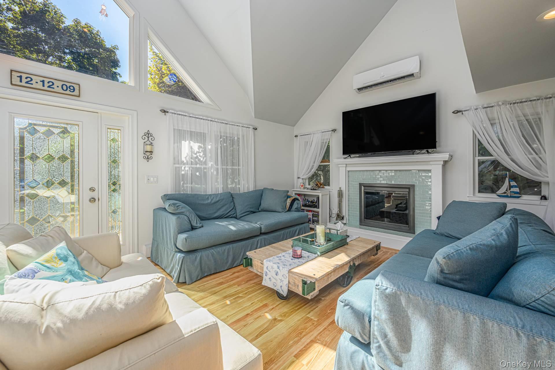 4 Rainbow Lane – For Sale photo 8