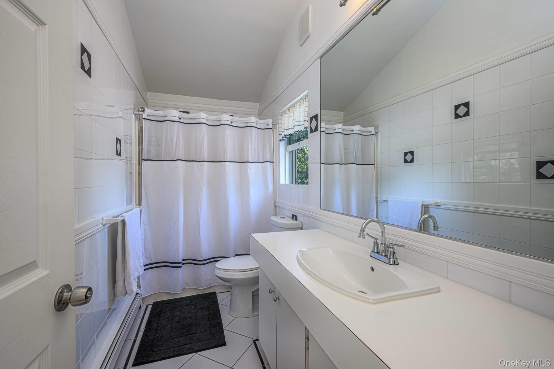 4 Rainbow Lane – For Sale photo 17