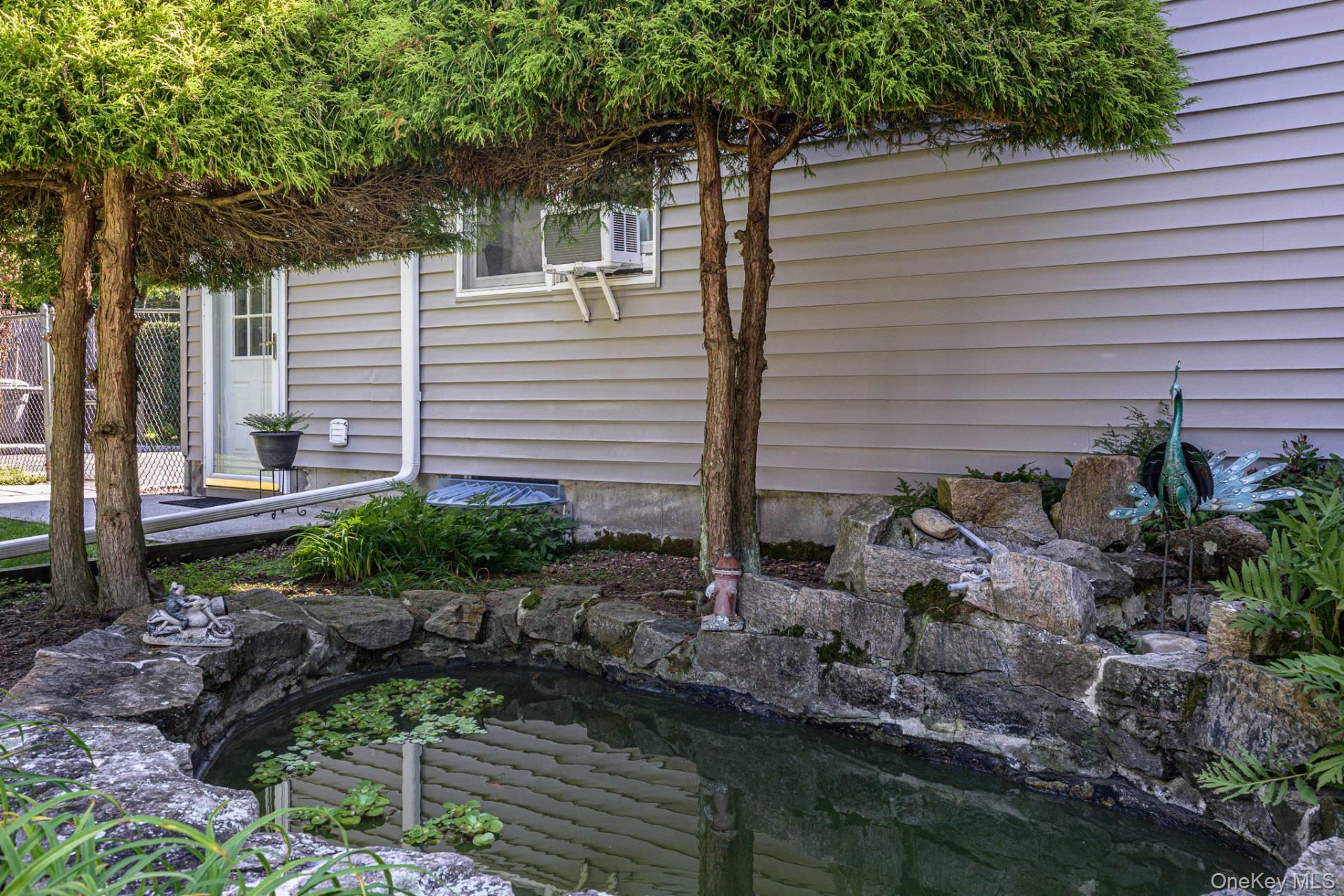 4 Rainbow Lane – For Sale photo 6