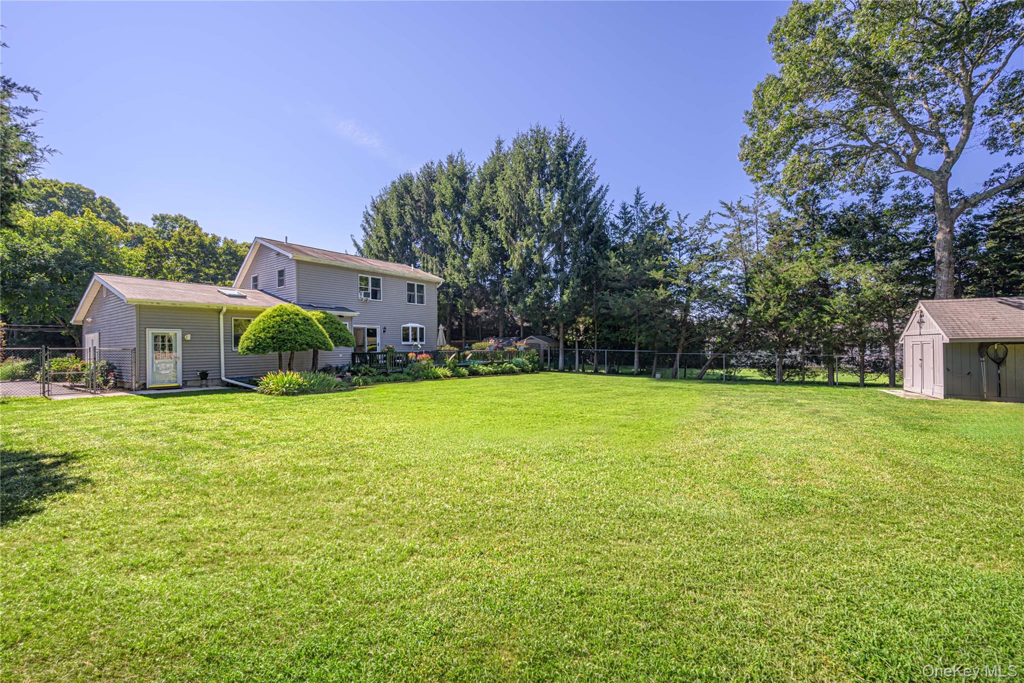4 Rainbow Lane – For Sale photo 5