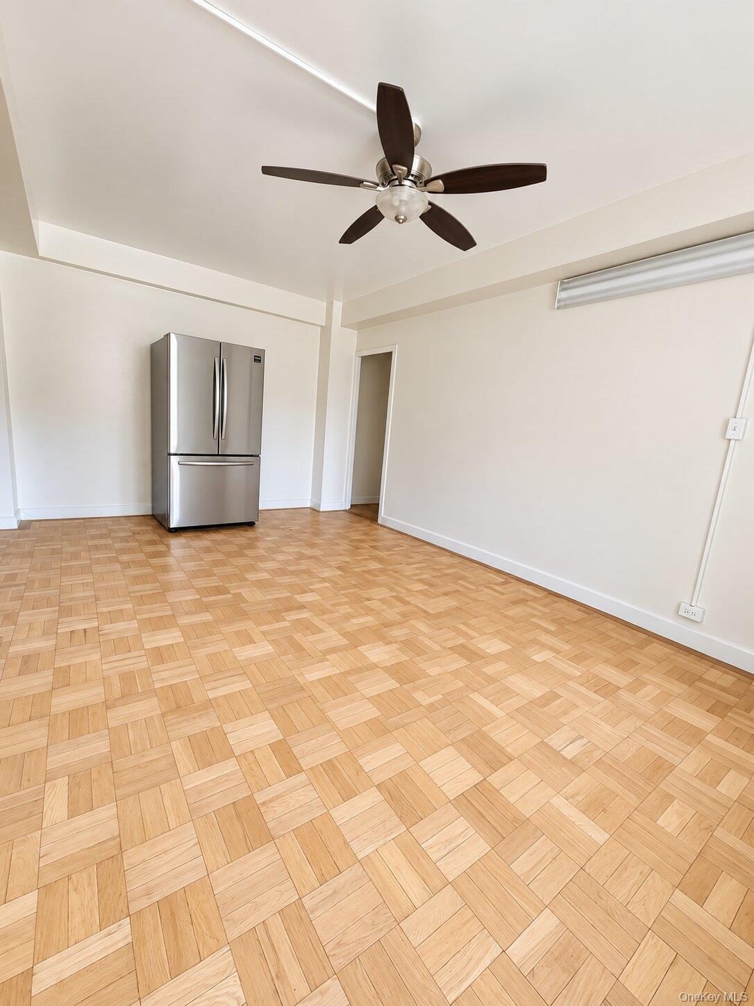 1920 Mcgraw Avenue, Unit MD photo 2