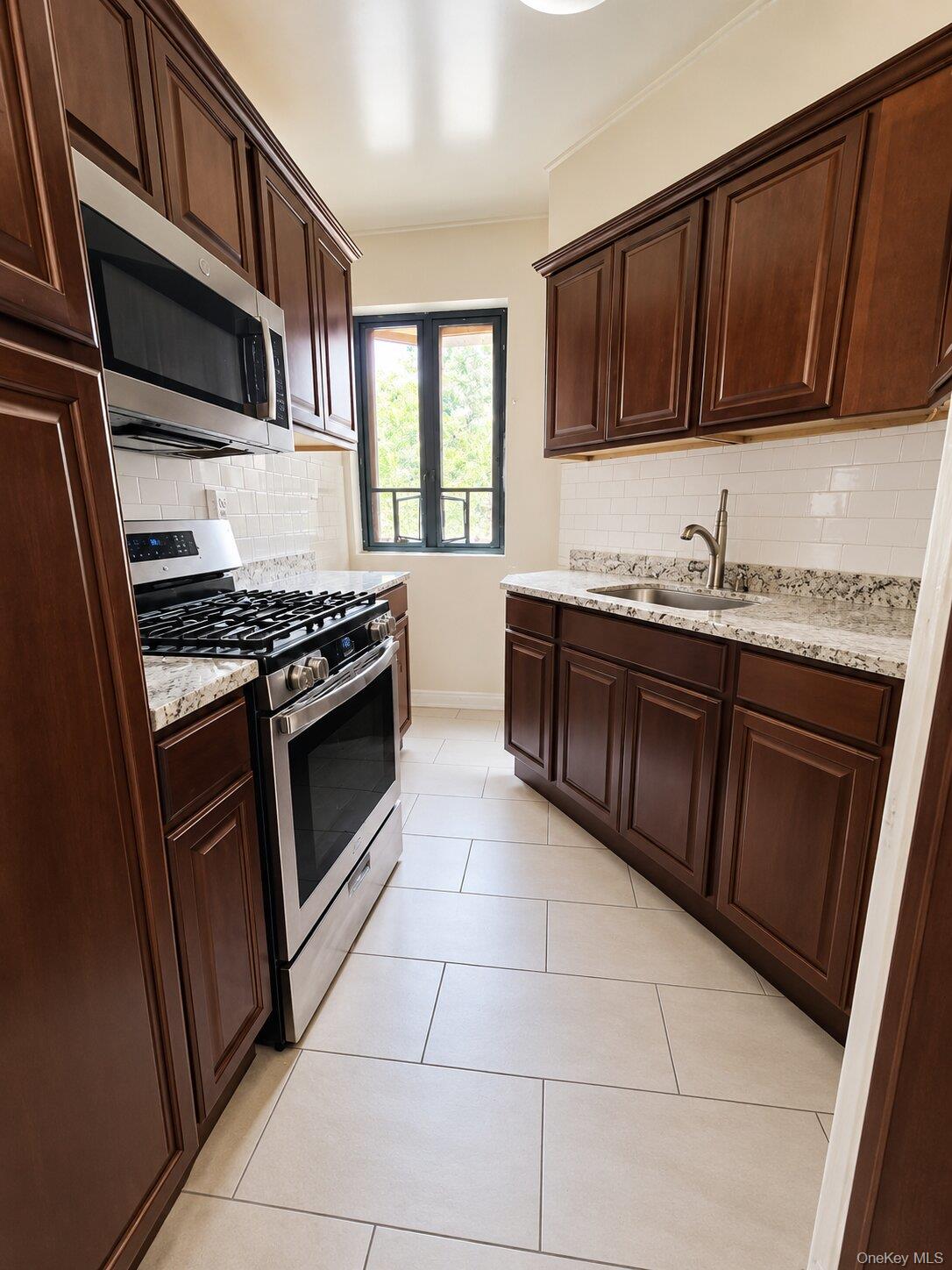 1920 Mcgraw Avenue, Unit MD photo 15
