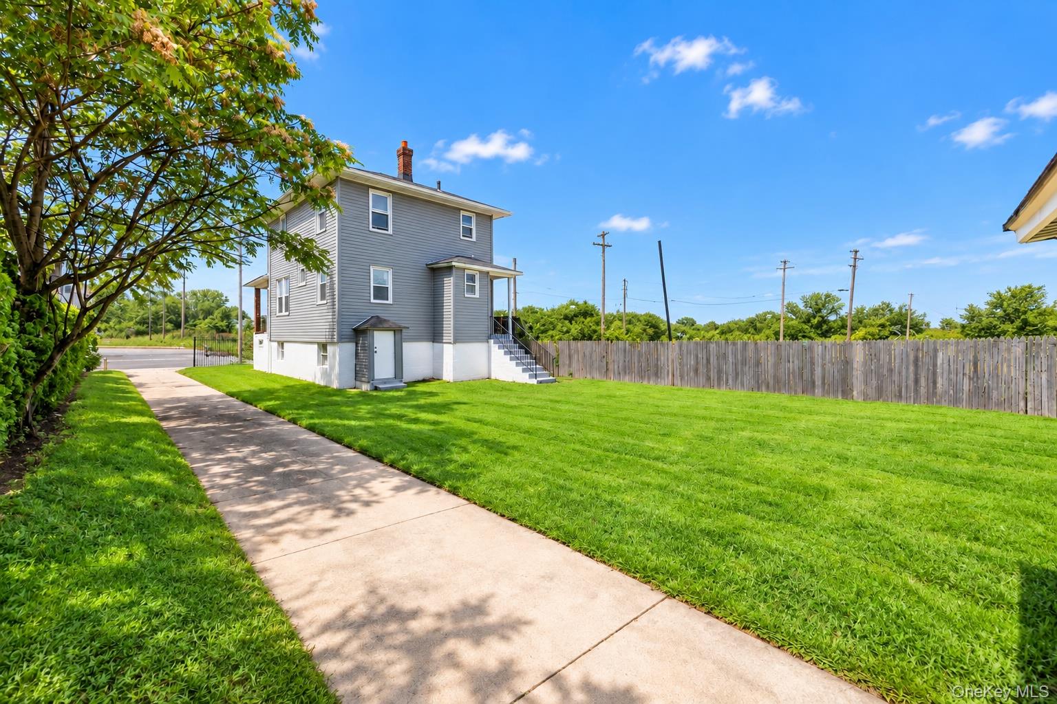1442 Pinson Street – For Sale photo 3