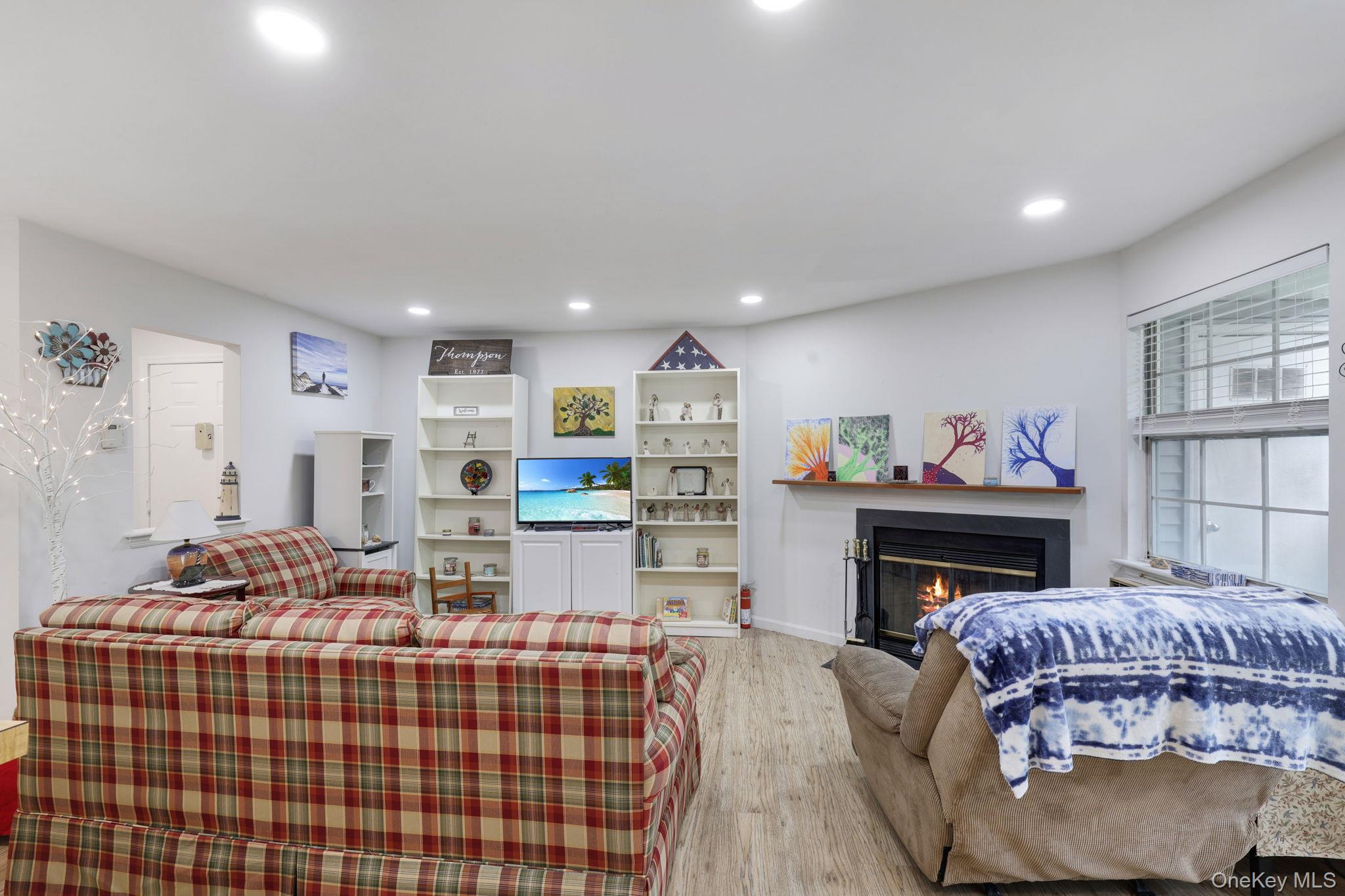 4 Lexington Hill, Unit 3 photo 3
