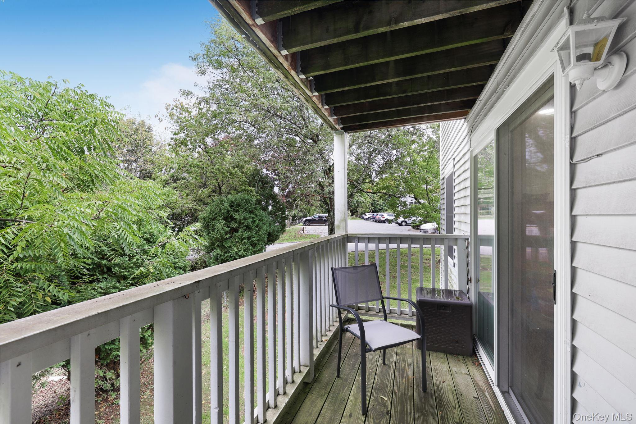 4 Lexington Hill, Unit 3 photo 2