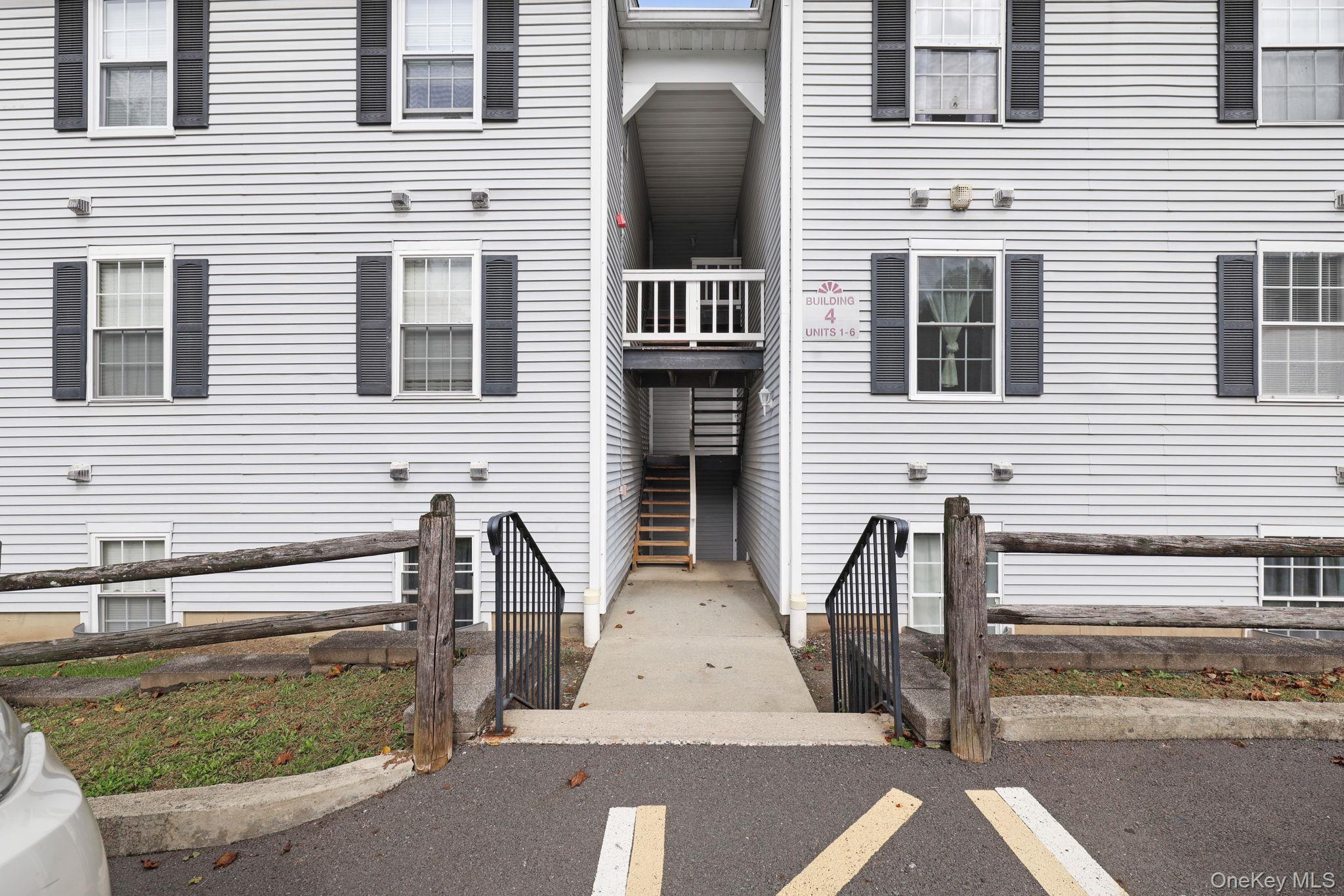 4 Lexington Hill, Unit 3 photo 18
