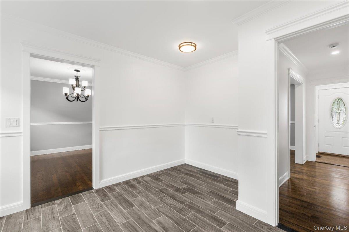 85 Franklin Avenue, Unit 1 photo 17
