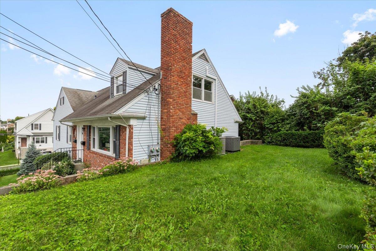 85 Franklin Avenue, Unit 1 photo 27