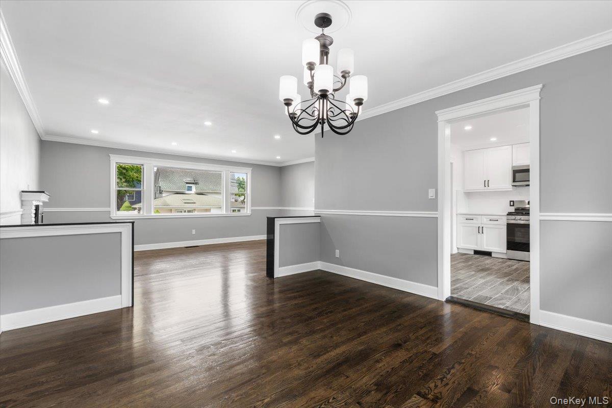85 Franklin Avenue, Unit 1 photo 9