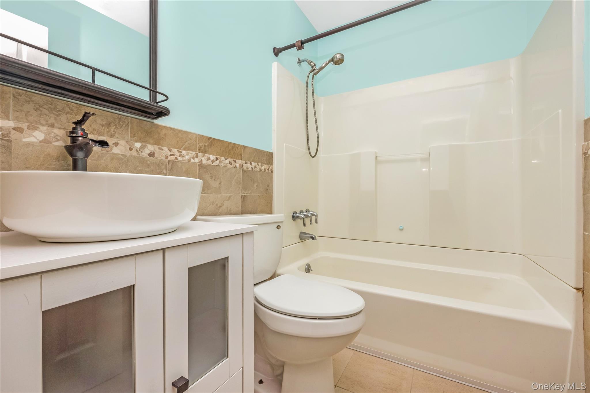 8 Cheyenne Court, Unit 8 photo 24