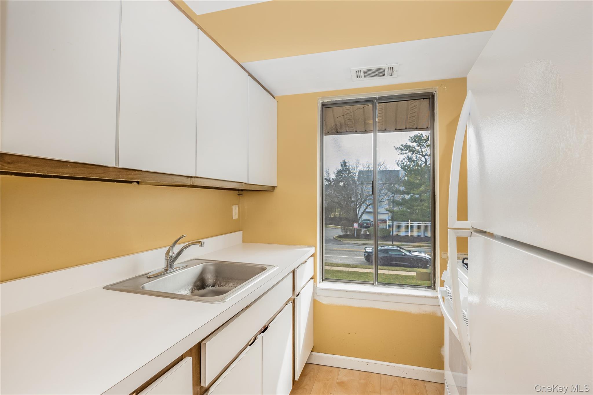 8 Cheyenne Court, Unit 8 photo 20