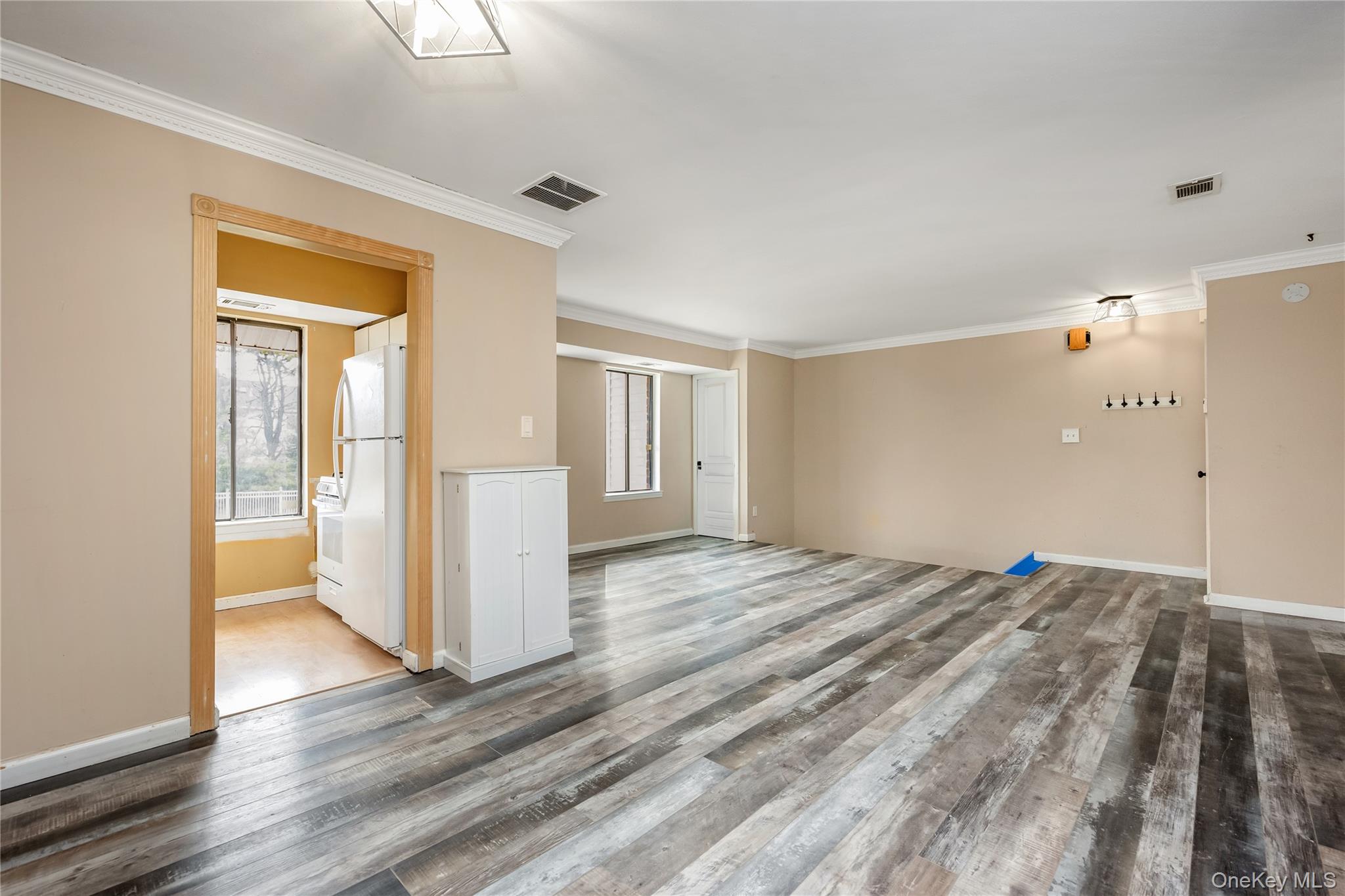 8 Cheyenne Court, Unit 8 photo 15