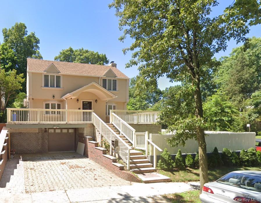 139-04 Coolidge Avenue – For Sale photo 2
