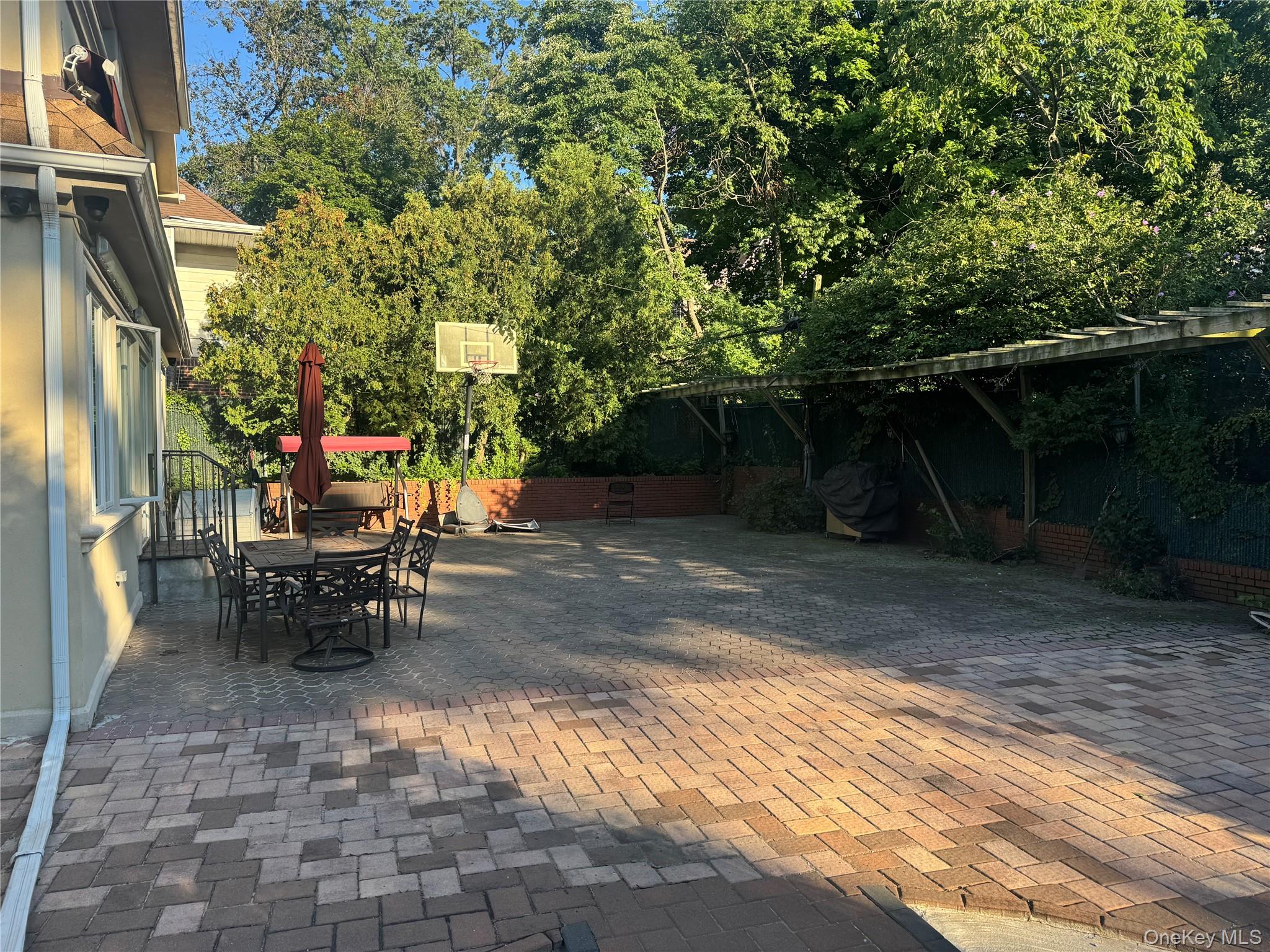 139-04 Coolidge Avenue – For Sale photo 13