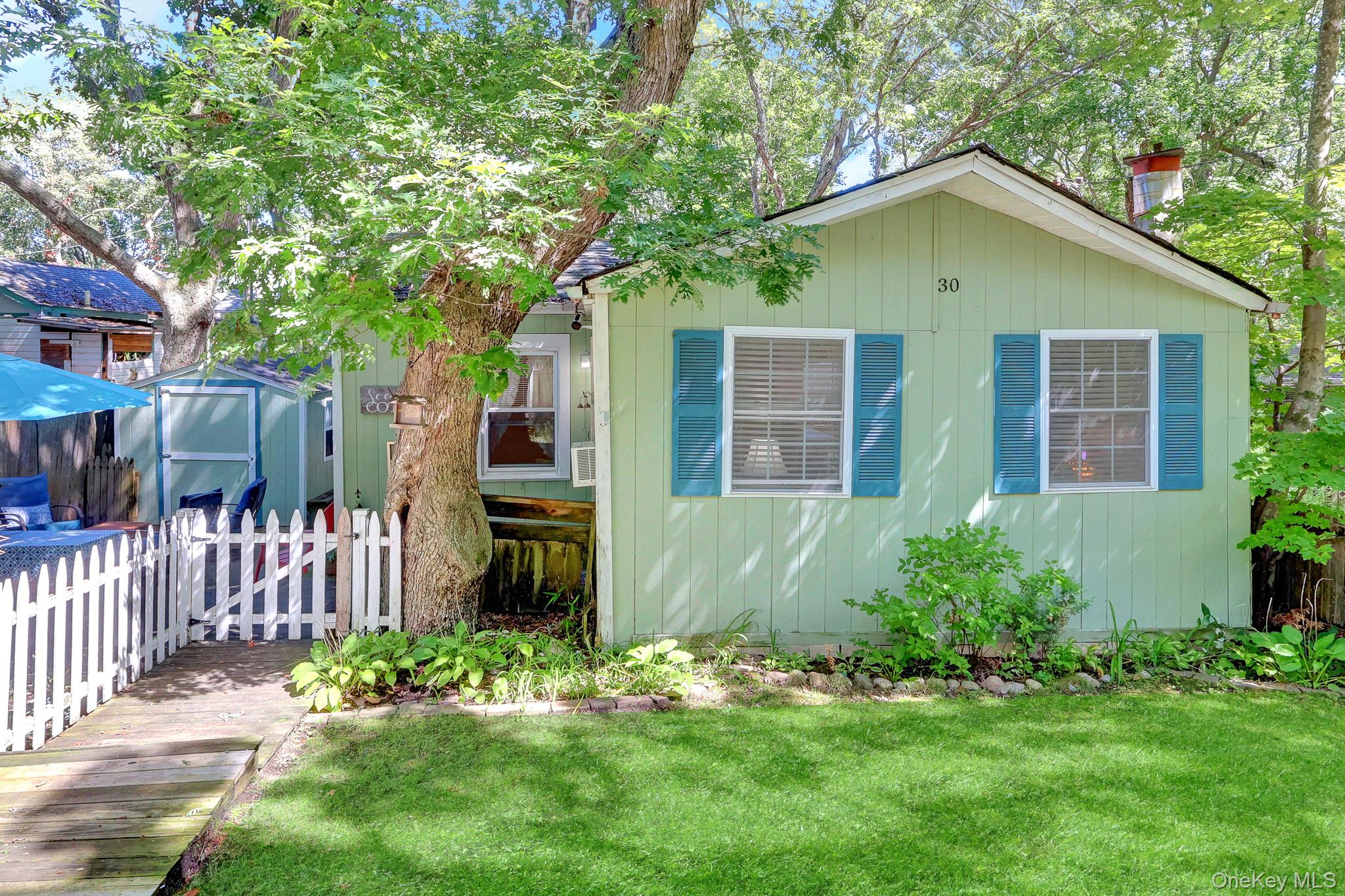 30 Neptune Place – For Sale
