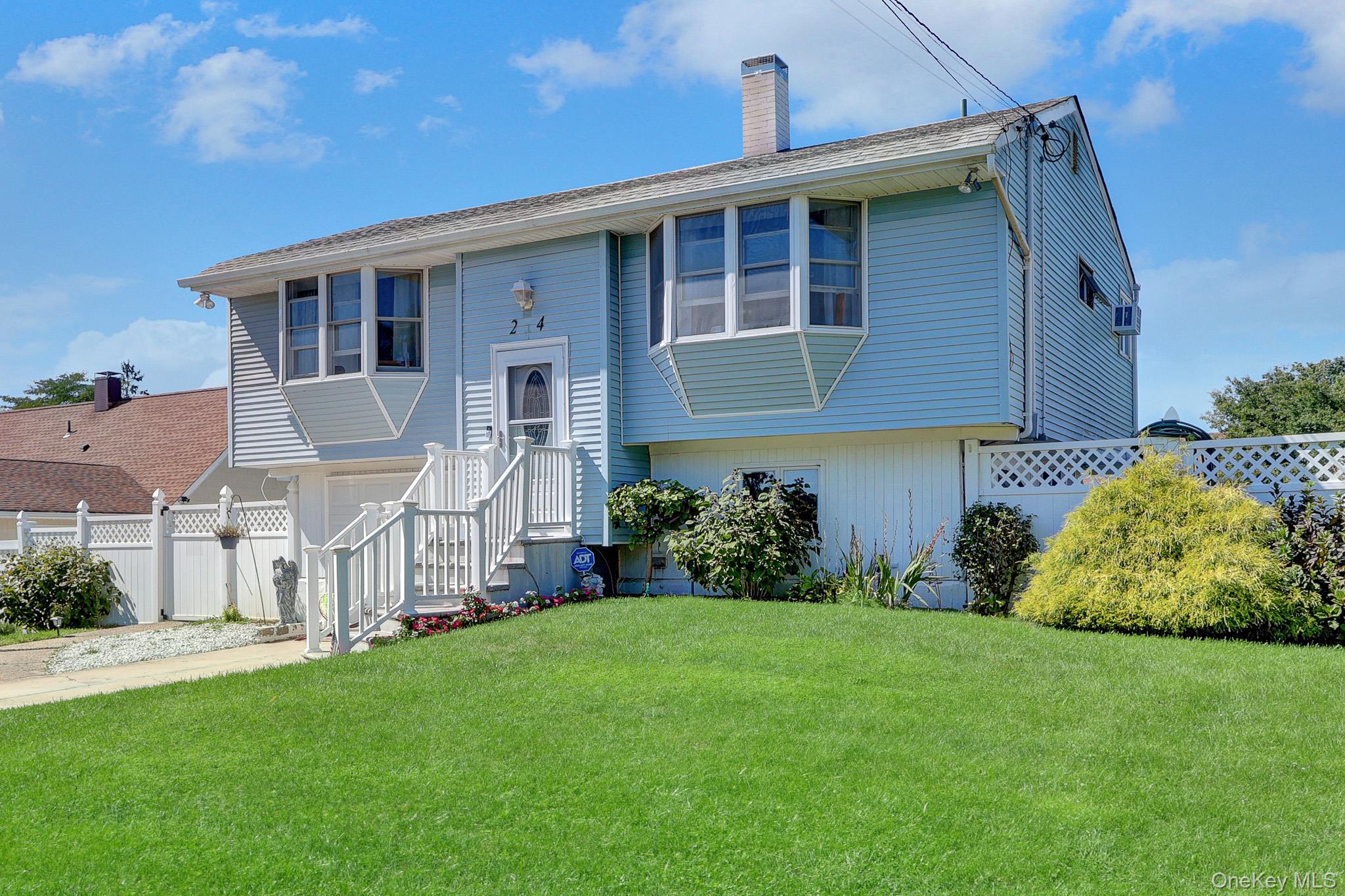 24 Charter Road – For Sale photo 3