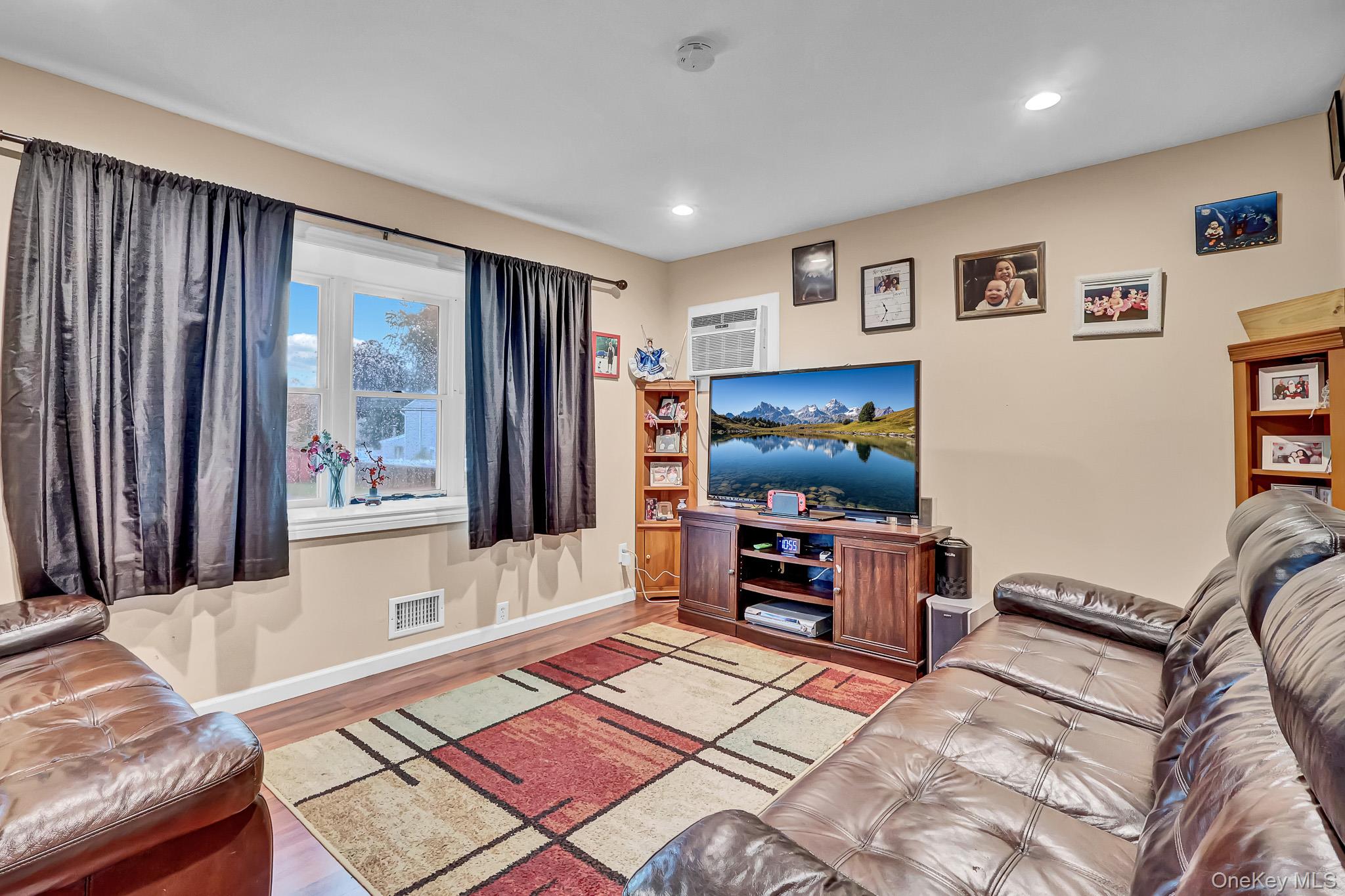 24 Charter Road – For Sale photo 9