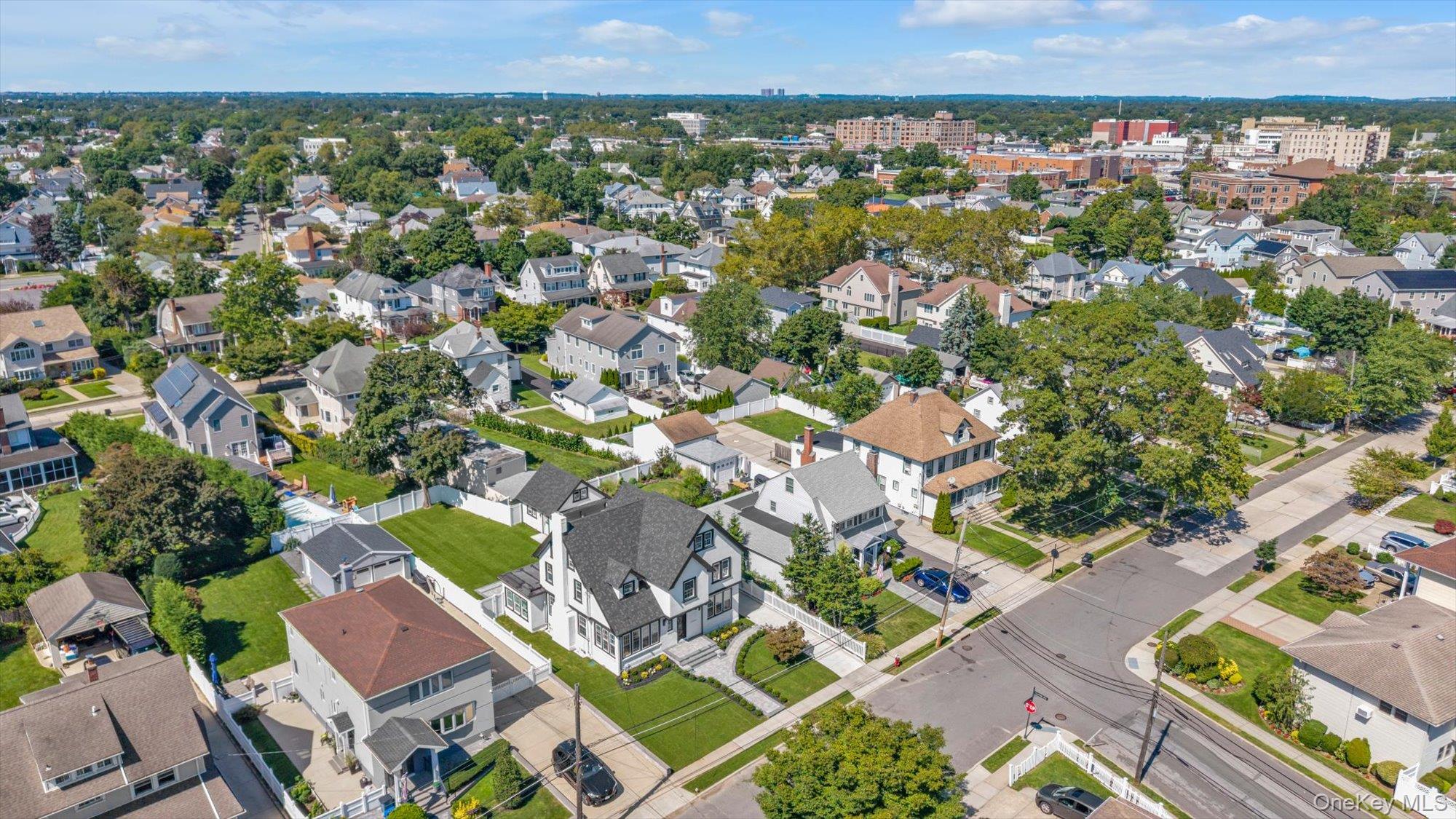 27 2nd Street – For Sale photo 32