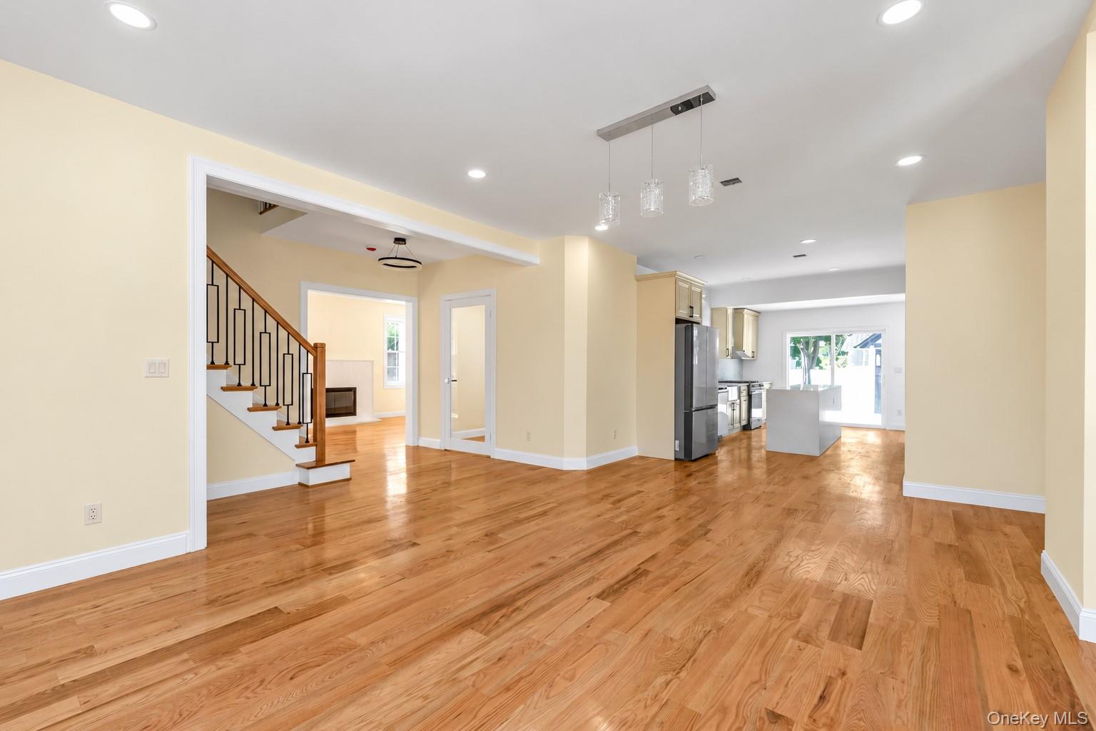 27 2nd Street – For Sale photo 3