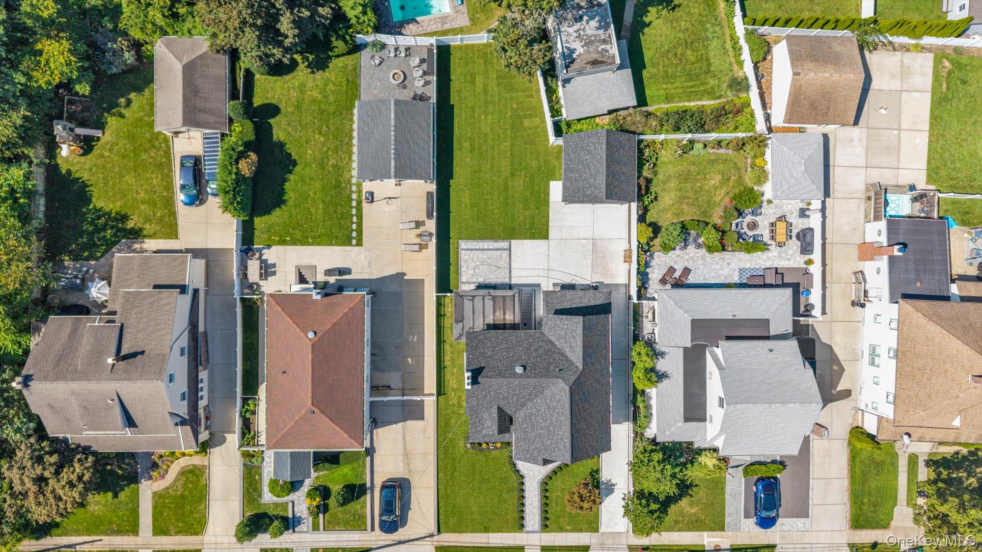 27 2nd Street – For Sale photo 30