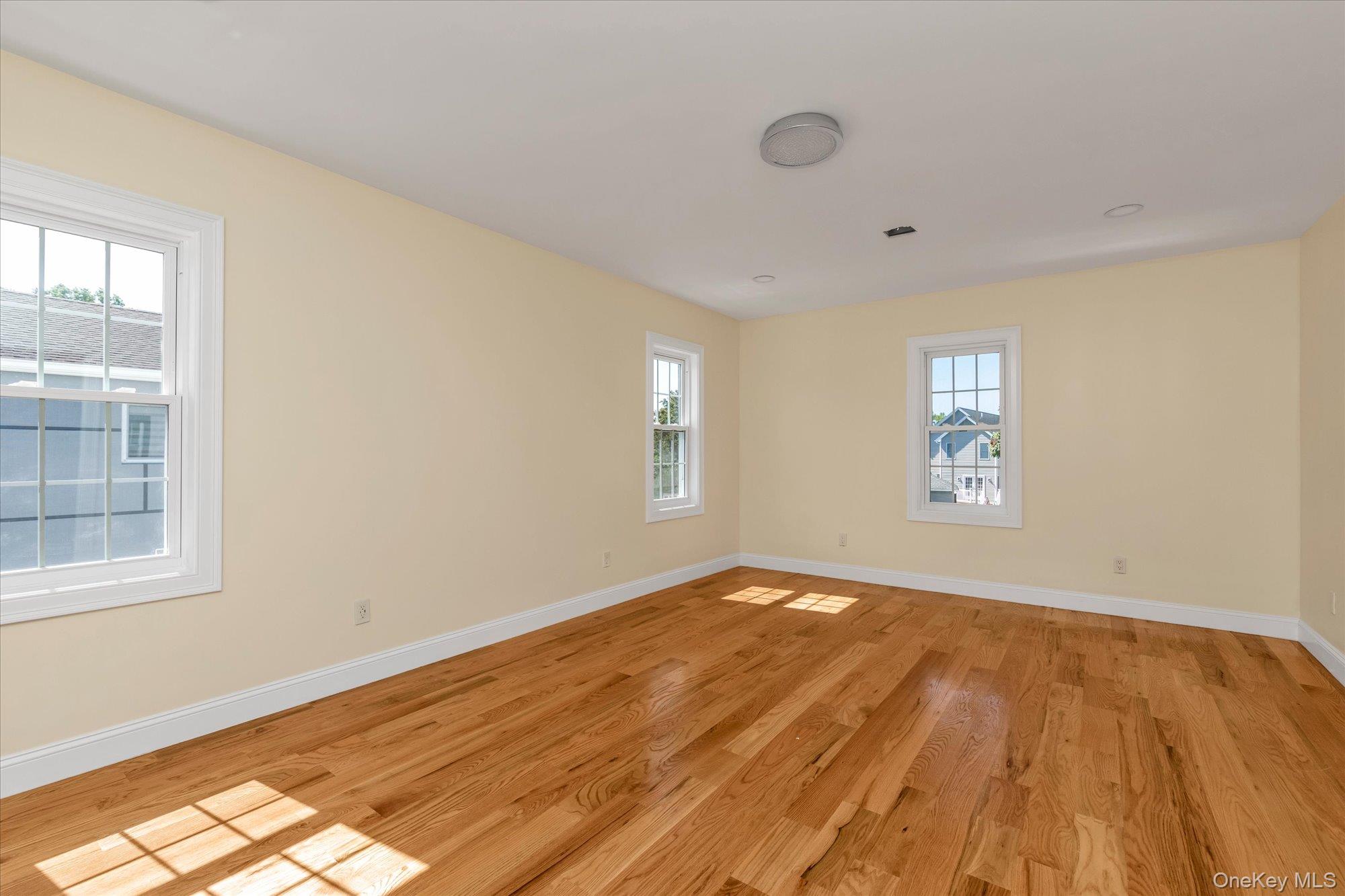 27 2nd Street – For Sale photo 13