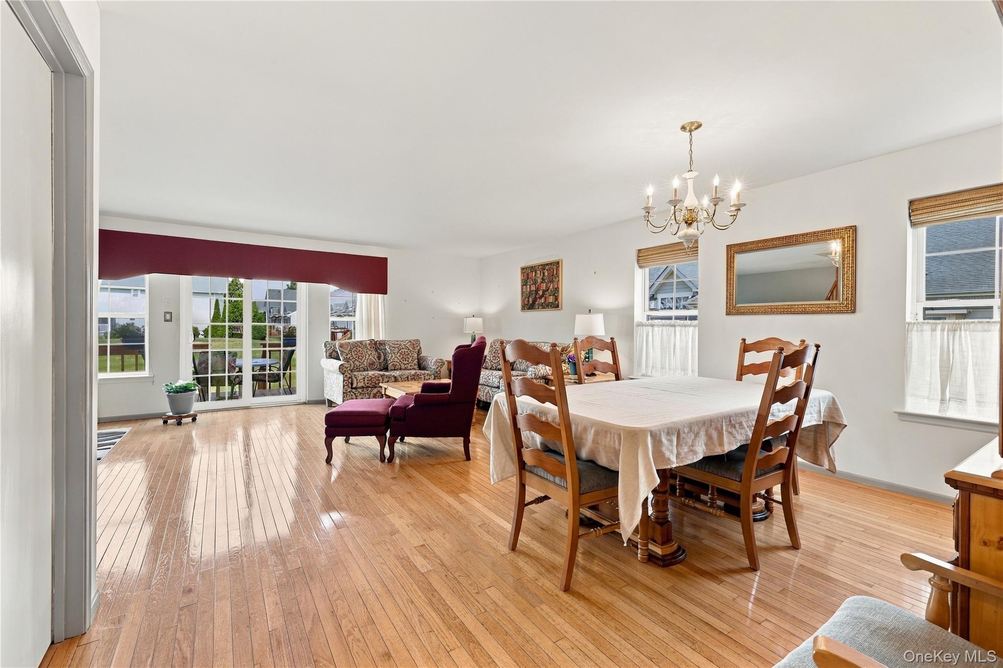 77 Sunburst Terrace – For Sale photo 11