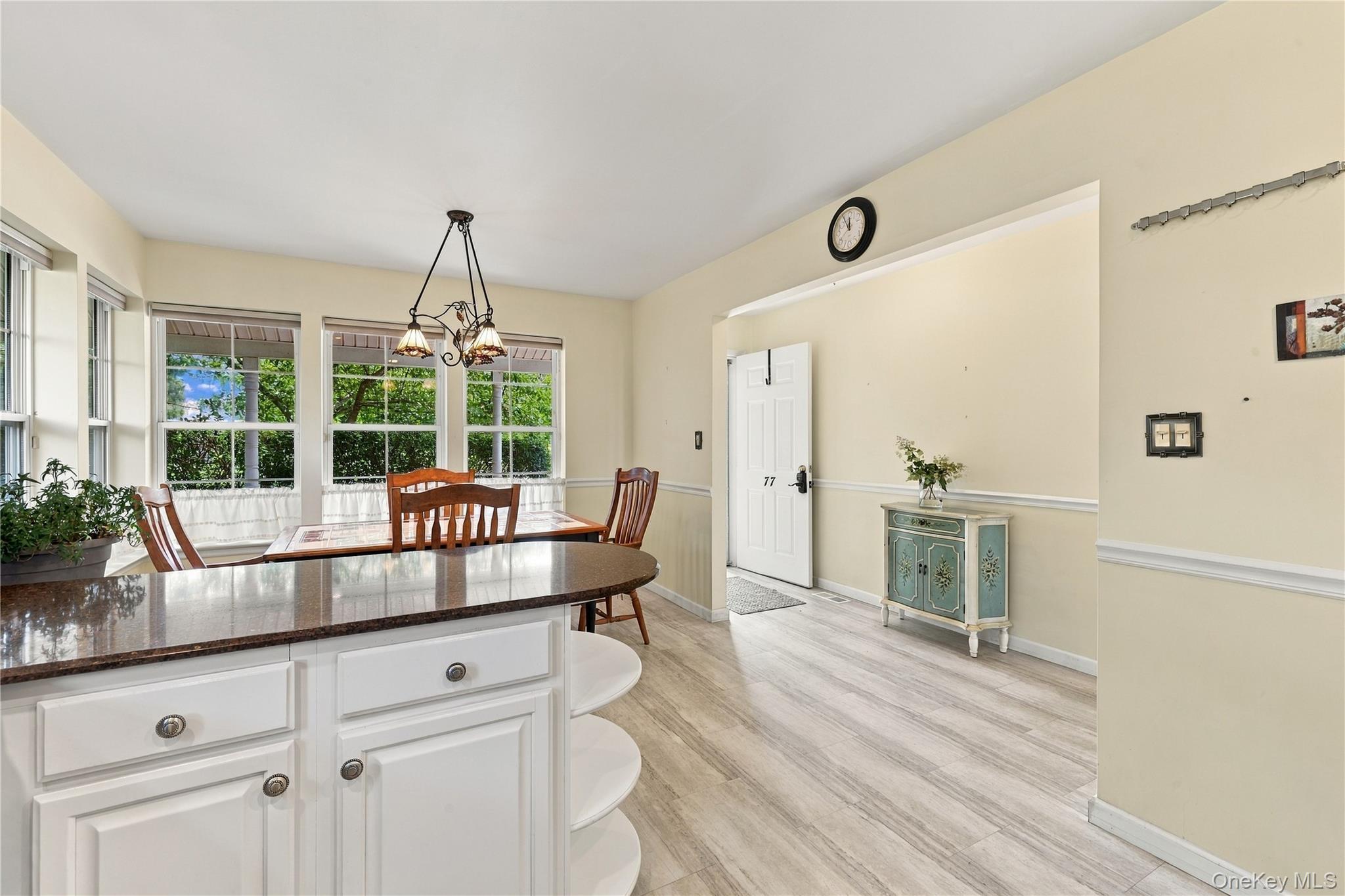 77 Sunburst Terrace – For Sale photo 8
