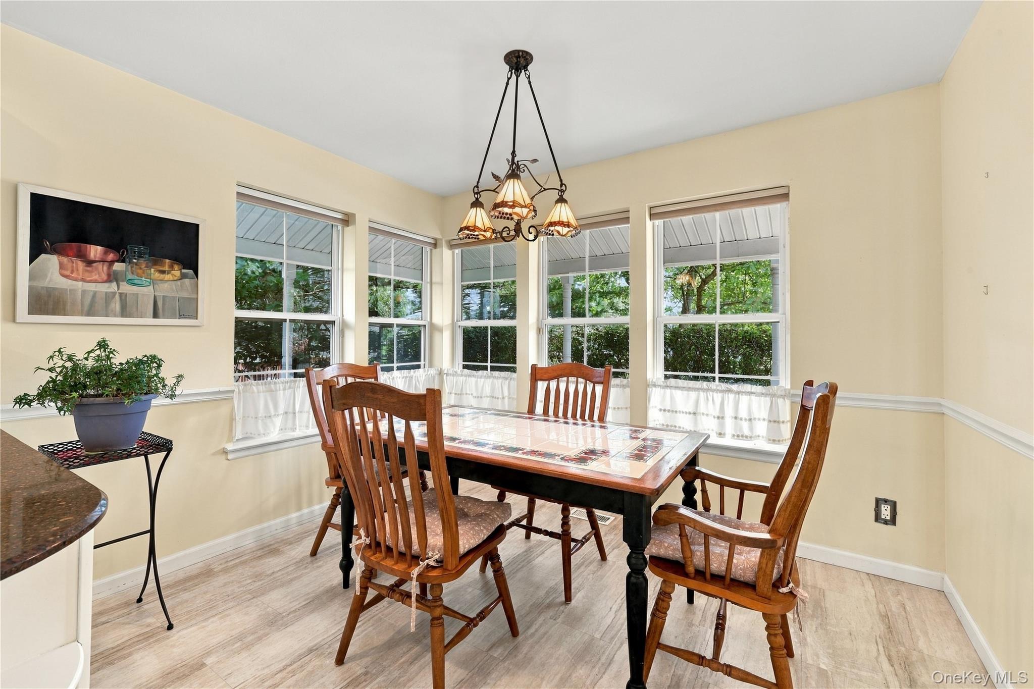 77 Sunburst Terrace – For Sale photo 9