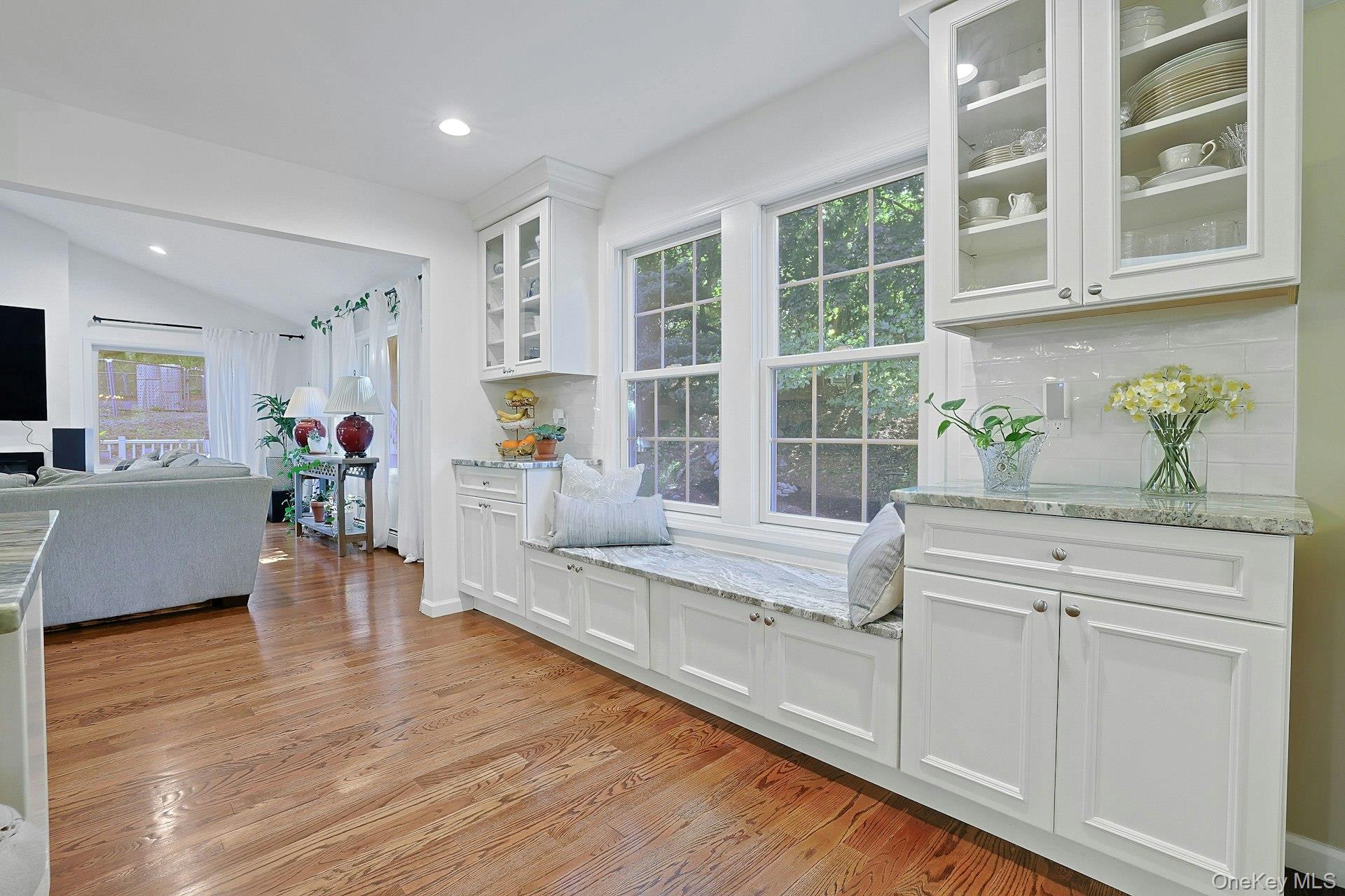 16 Annette Lane – For Sale photo 9