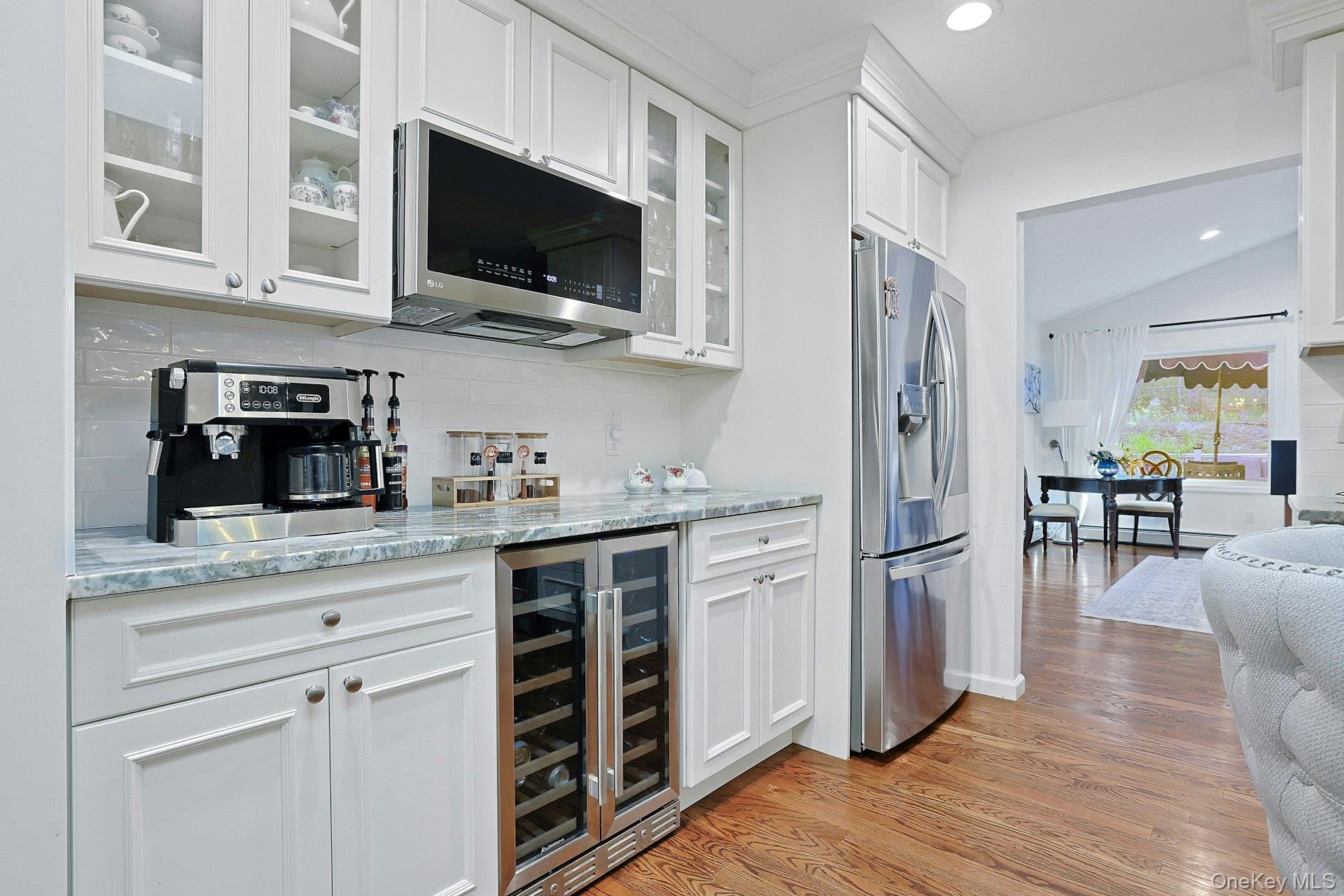 16 Annette Lane – For Sale photo 6