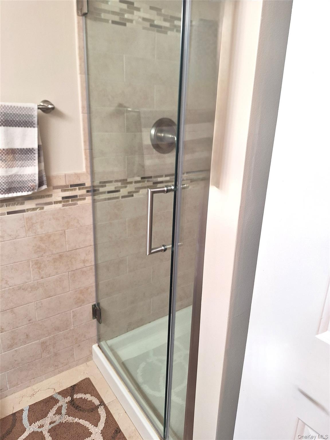 52 Jefferson Oval, Unit A photo 14