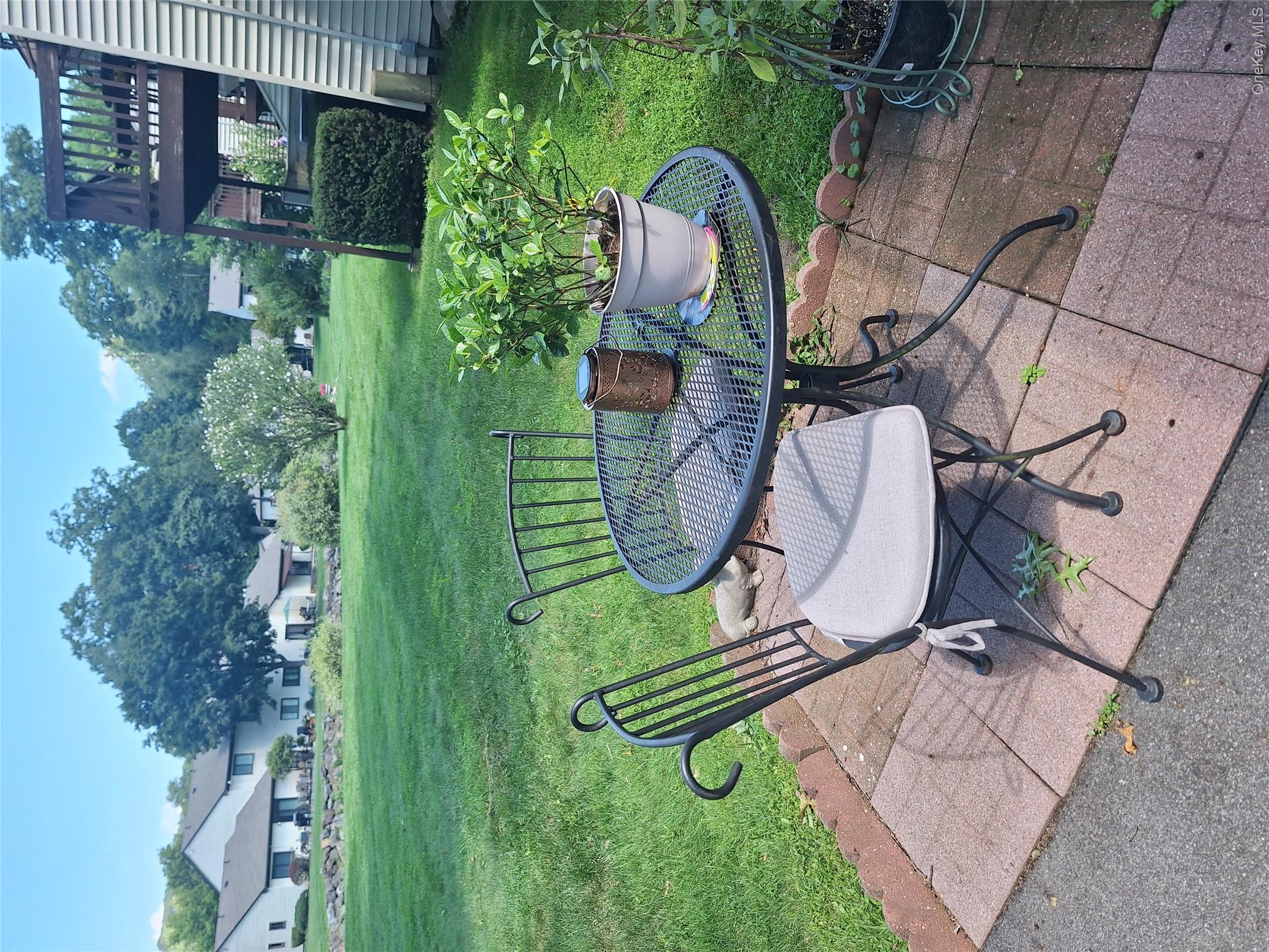 52 Jefferson Oval, Unit A photo 15