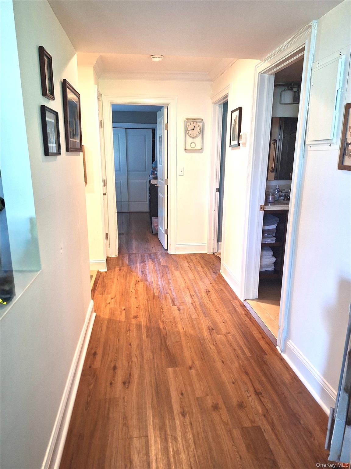 52 Jefferson Oval, Unit A photo 8