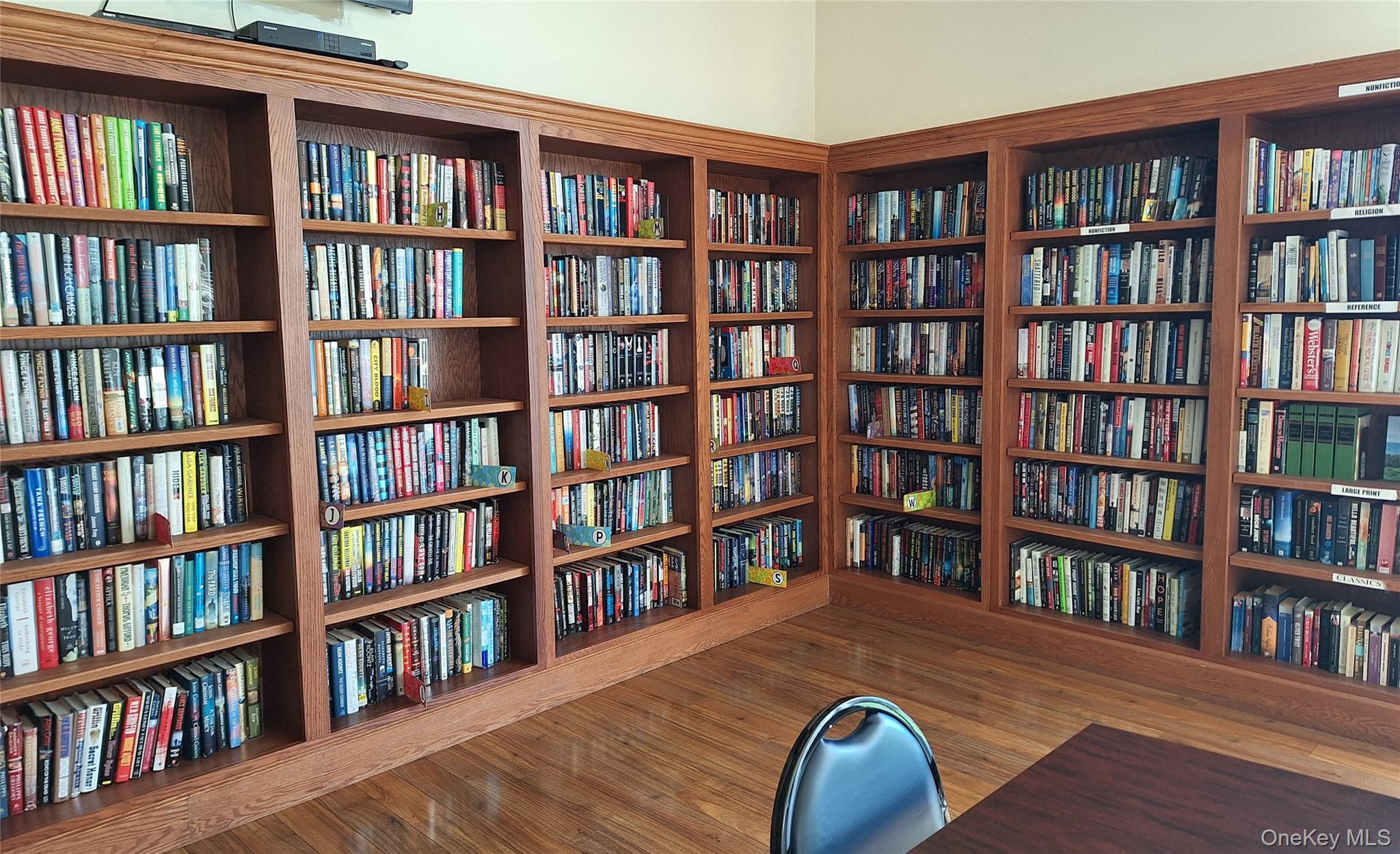 52 Jefferson Oval, Unit A photo 21