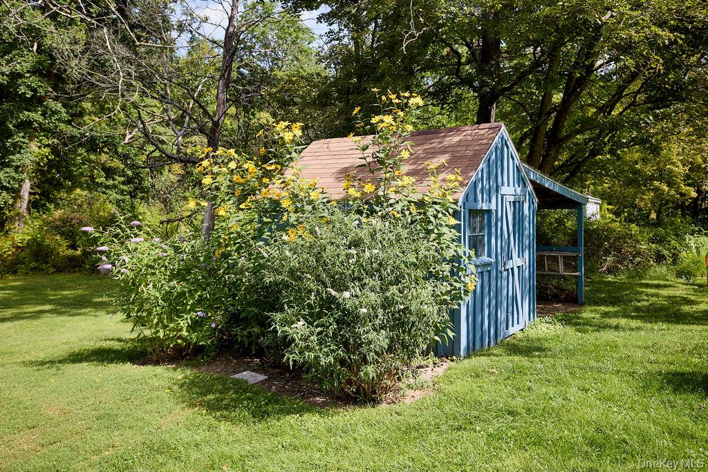 10 Burger Road – For Sale photo 17